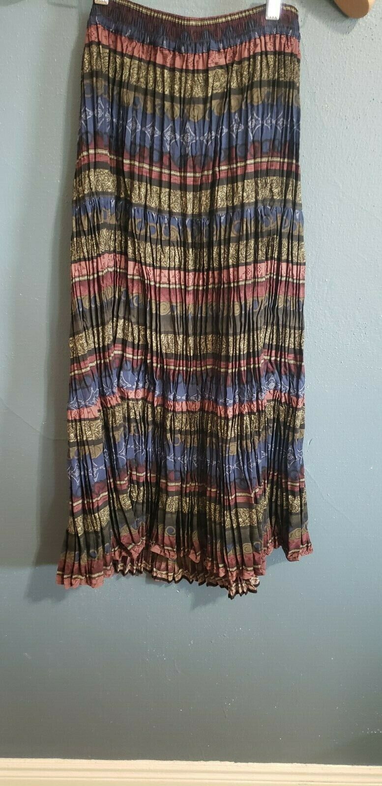 WRANGLER vintage prairie rose collection flowy multi color skirt size 32 inches - Fresh Stock Dated February 2026