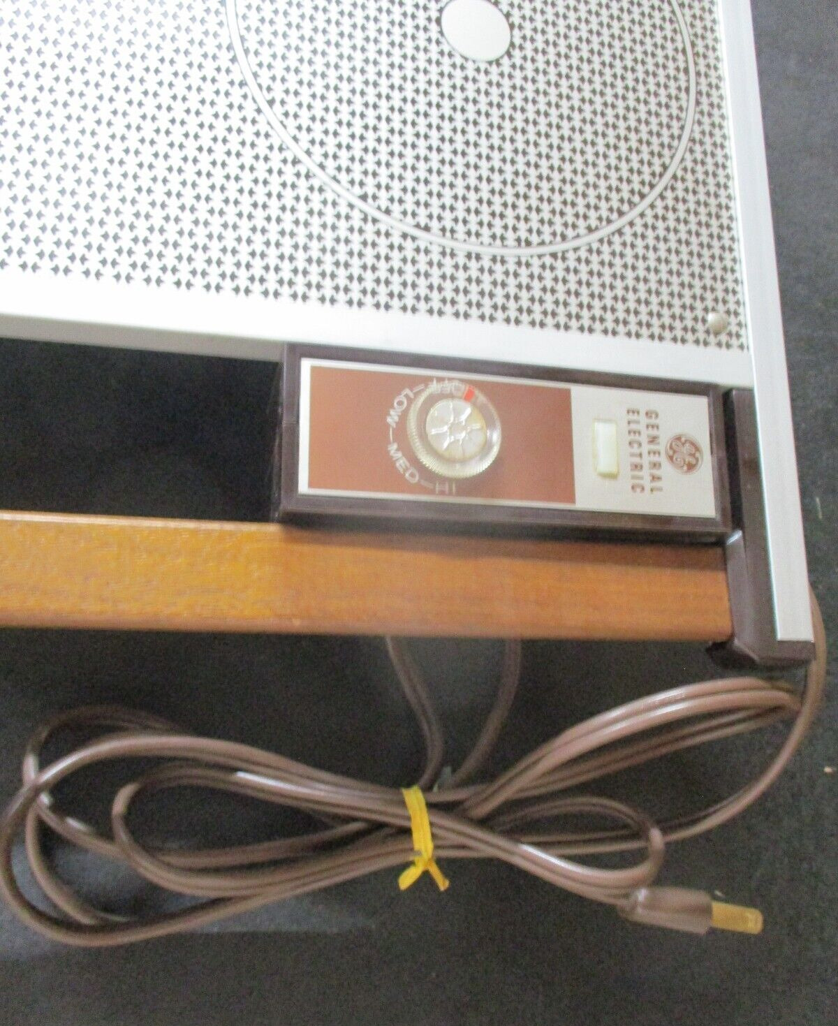 Vintage General Electric GE Hotplate with Drawer 13WT2 20