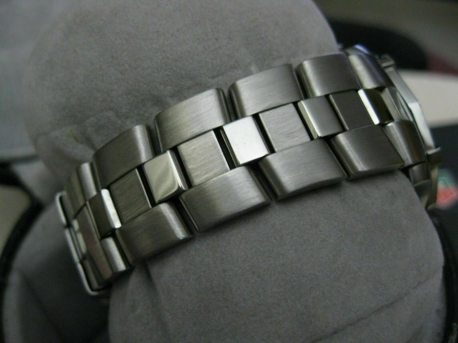 Watch Scratch Remover Polishing Repair Cleaning Kit Best For Deep Scratches - Fresh Stock Dated December 2025