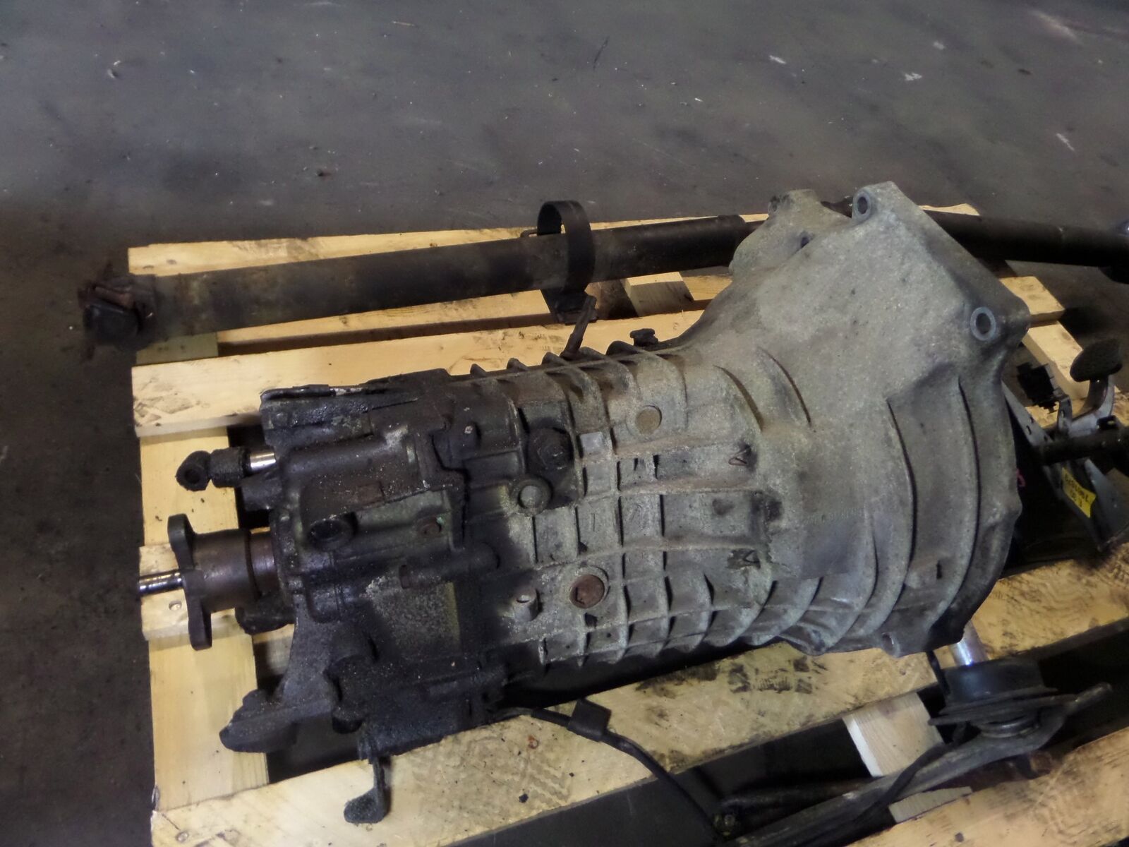 89-92 BMW E30 318i 5 Speed 5 Speed Manual Transmission Swap M/T Broken Mount - Fresh Stock Dated February 2026