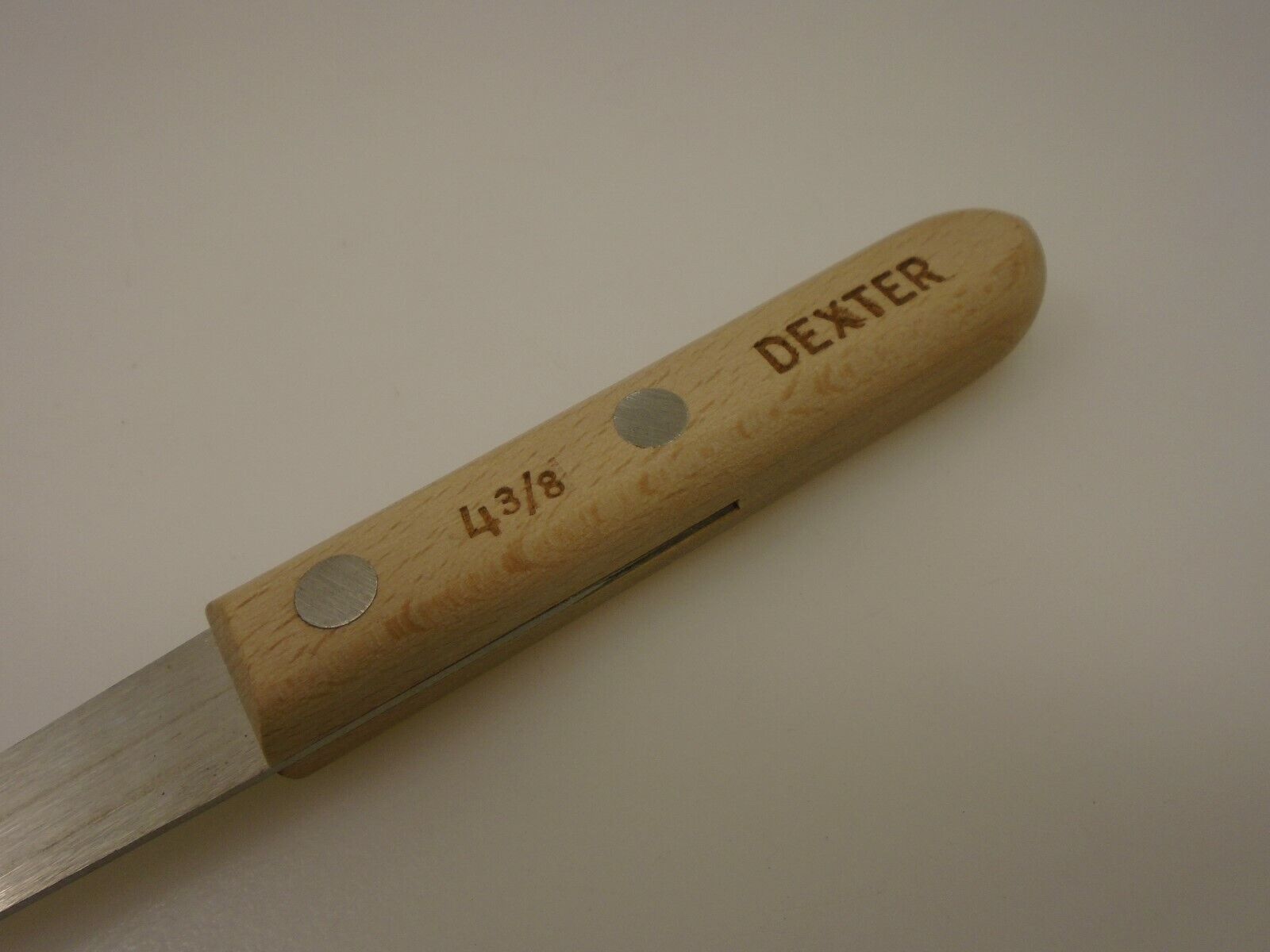 Dexter USA Hi Carbon Bevel Narrow Tip Tapered Scraping Tool Wood Handle Chisel - Fresh Stock Dated February 2026