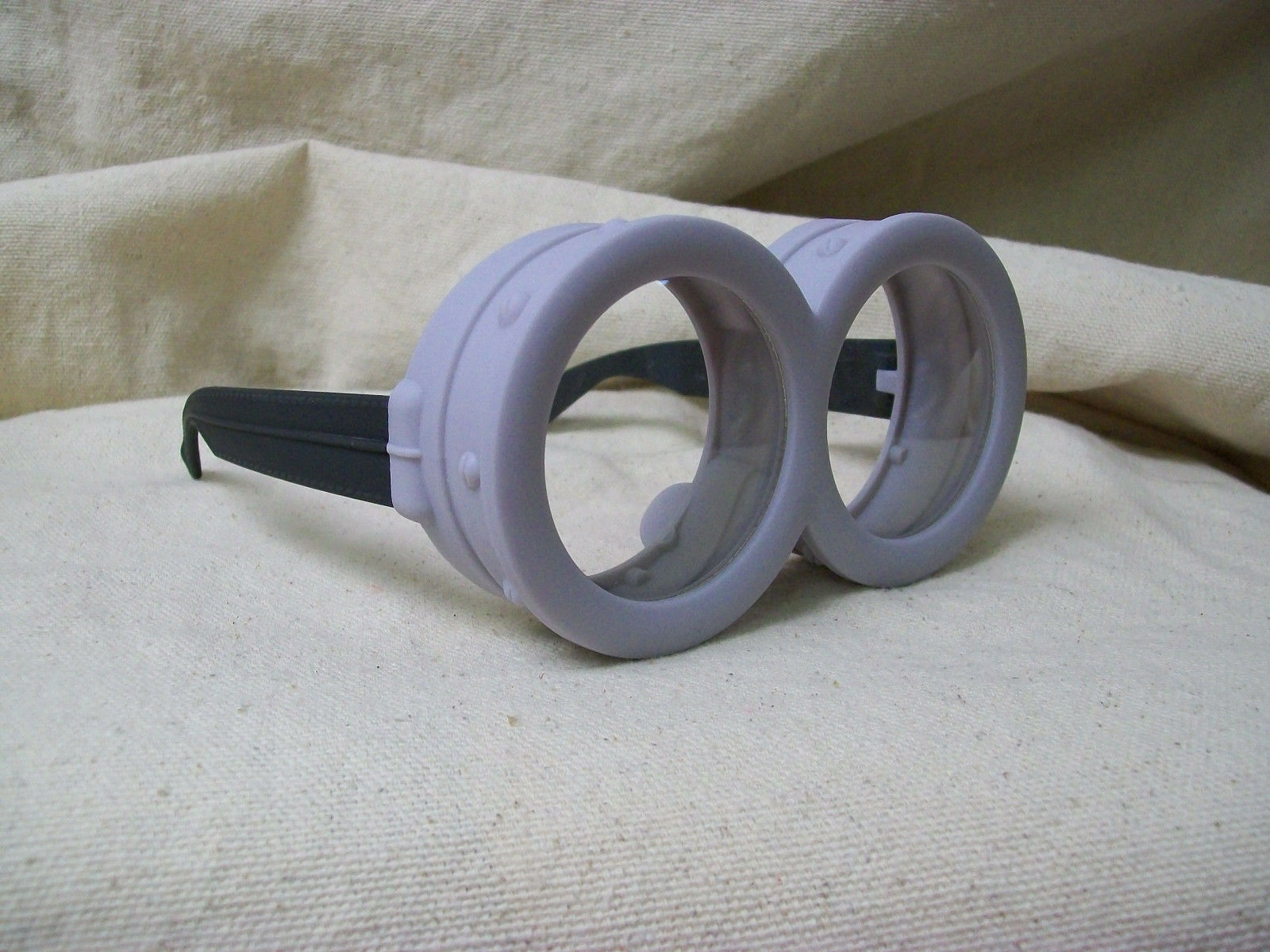 Licensed Minions Costume Goggles Glasses Cartoon Despicable Me Minion Bob Kevin - Fresh Stock Dated February 2026