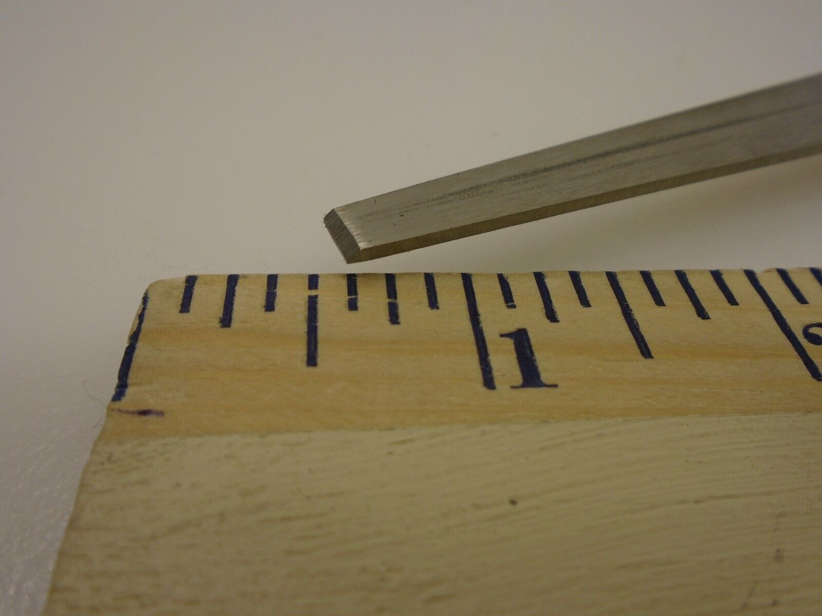 Dexter USA Hi Carbon Bevel Narrow Tip Tapered Scraping Tool Wood Handle Chisel - Fresh Stock Dated February 2026