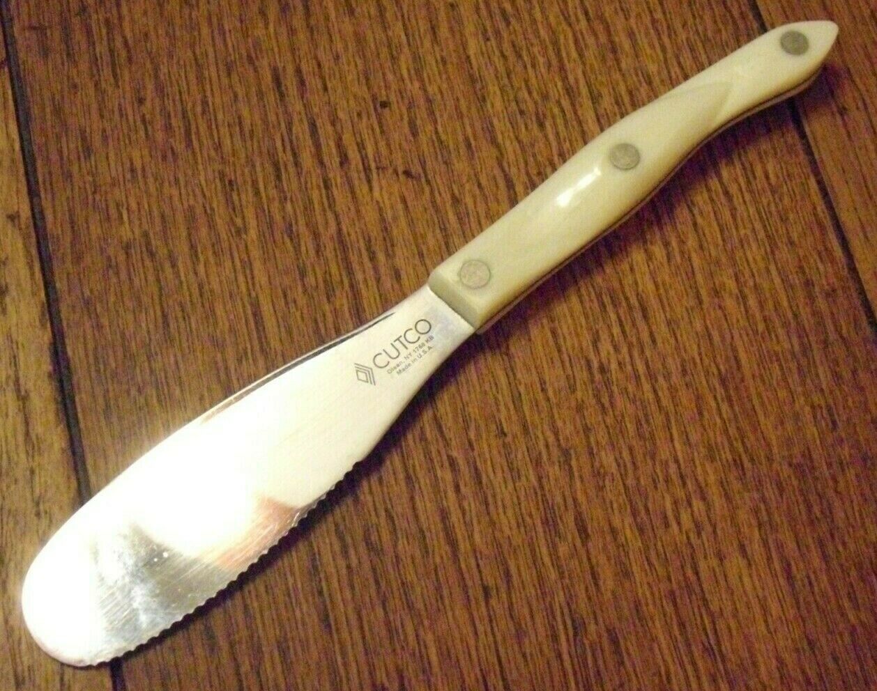 CUTCO USA 1768 KB Spatula Spreader Knife with Pearl White Handle Full Tang - Fresh Stock Dated December 2025