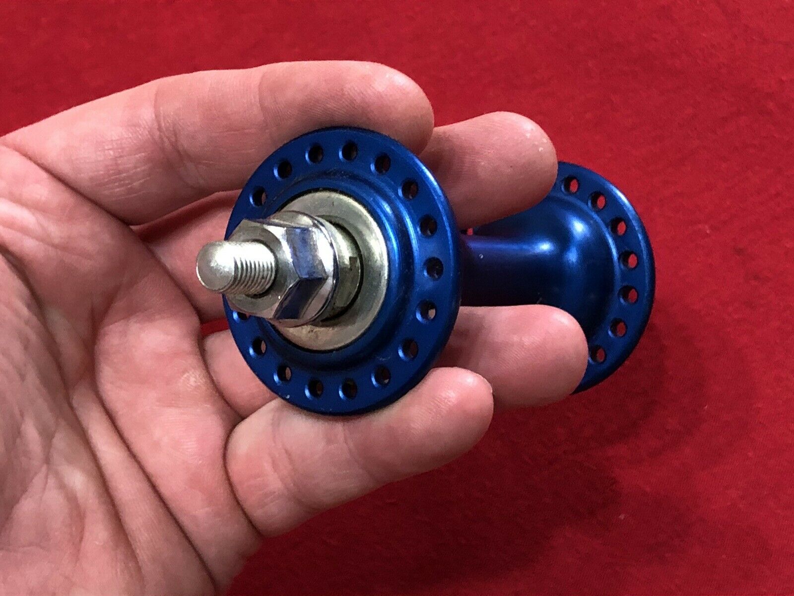 UNUSED BLUE ANODIZED SHIMANO FRONT 36 HOLE HUB 3/8 OLD SCHOOL BMX - Fresh Stock Dated December 2025