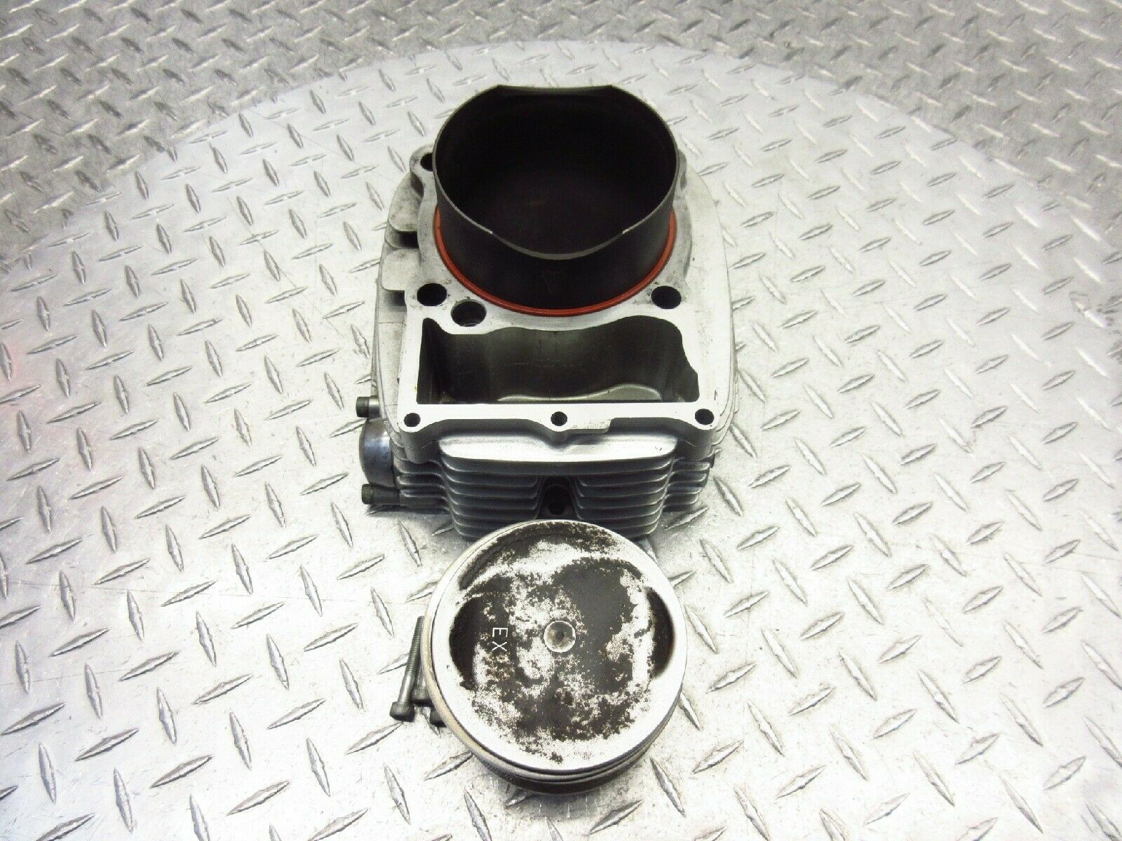 1992 91-96 Yamaha Virago 1100 XV1100 OEM Front Cylinder Barrel Jug Piston Lot - Fresh Stock Dated February 2026