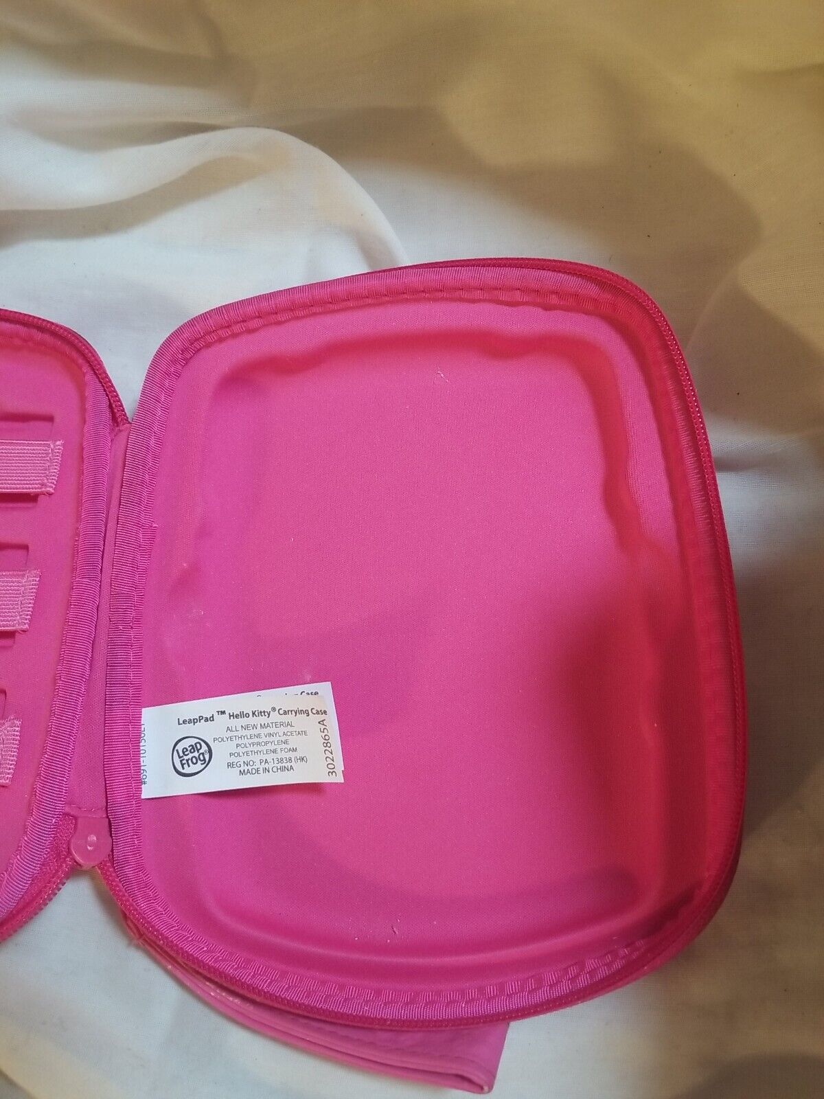 LeapFrog  LeapPad 1, 2, or 3 Explorer Carrying Case - Hello Kitty - Fresh Stock Dated February 2026