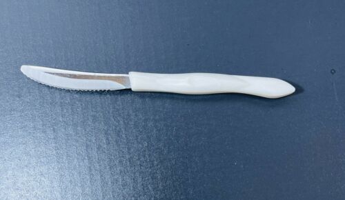 🔥 Cutco #1759 KHPearl White Handle Steak Knife Serrated Edge Made In USA - Fresh Stock Dated December 2025