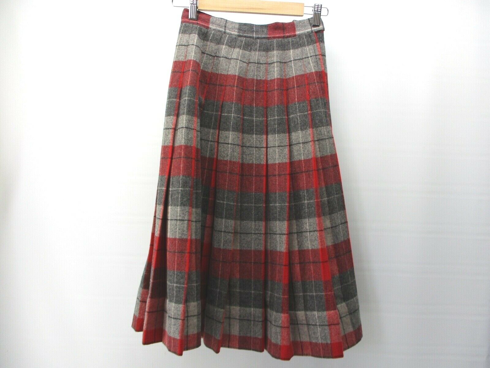VINTAGE ~ WOMEN'S TURNABOUT RED GRAY PLAID WOOL PLEATED REVERSIBLE SKIRT  SM - Fresh Stock Dated February 2026