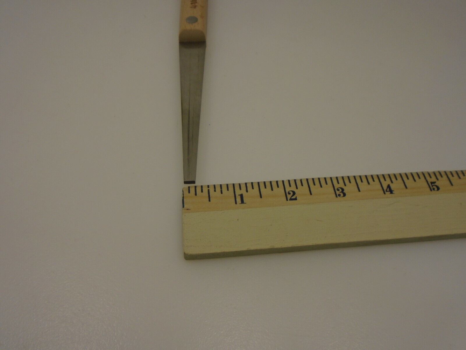 Dexter USA Hi Carbon Bevel Narrow Tip Tapered Scraping Tool Wood Handle Chisel - Fresh Stock Dated February 2026