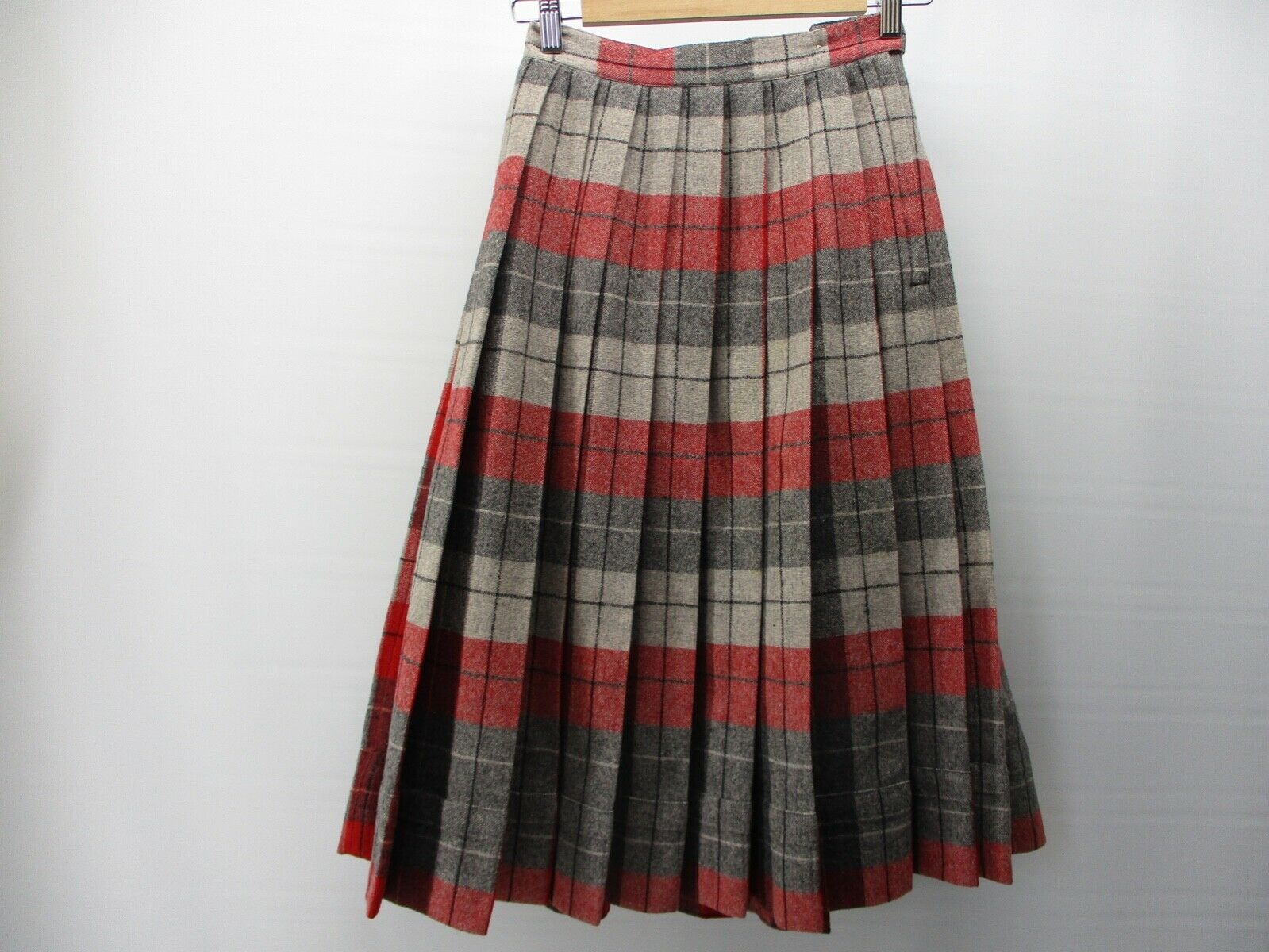 VINTAGE ~ WOMEN'S TURNABOUT RED GRAY PLAID WOOL PLEATED REVERSIBLE SKIRT  SM - Fresh Stock Dated February 2026