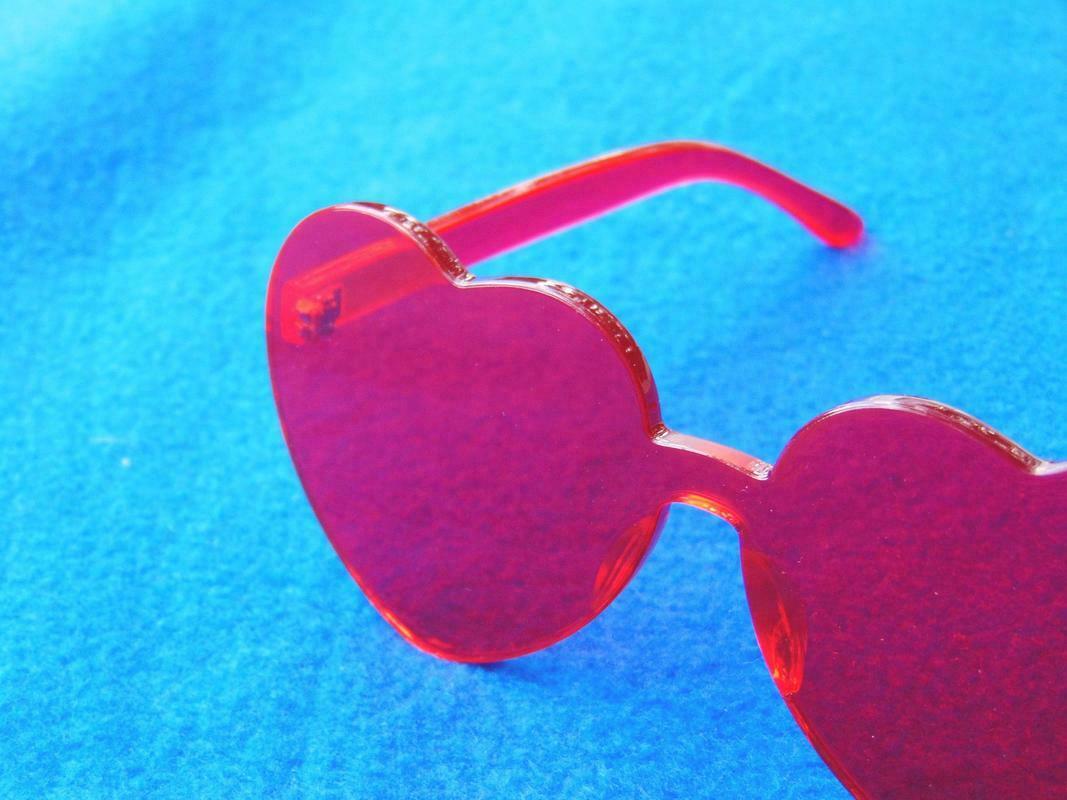 Rose Colored Glasses Heart Shaped Heavy Plexi Costume Props Drag Cosplay VR - Fresh Stock Dated February 2026