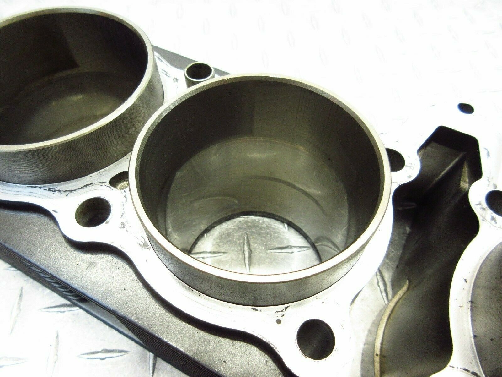 2005 01-05 Suzuki Bandit 1200 GSF1200S OEM Cylinder Barrels Jugs Pistons Lot - Fresh Stock Dated February 2026