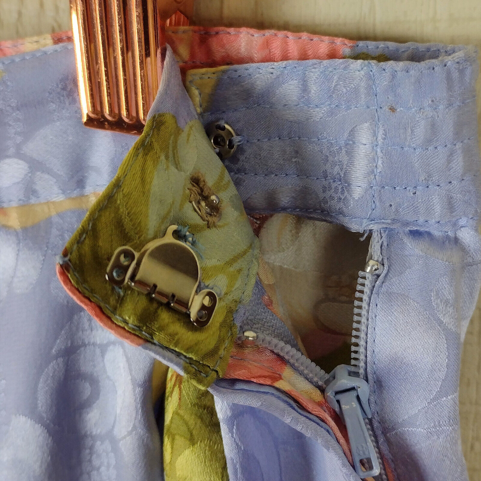 Vintage Anne Crimmins Pastel Floral Print Pleated 100% Silk Midi Skirt 12 - Fresh Stock Dated March 2026