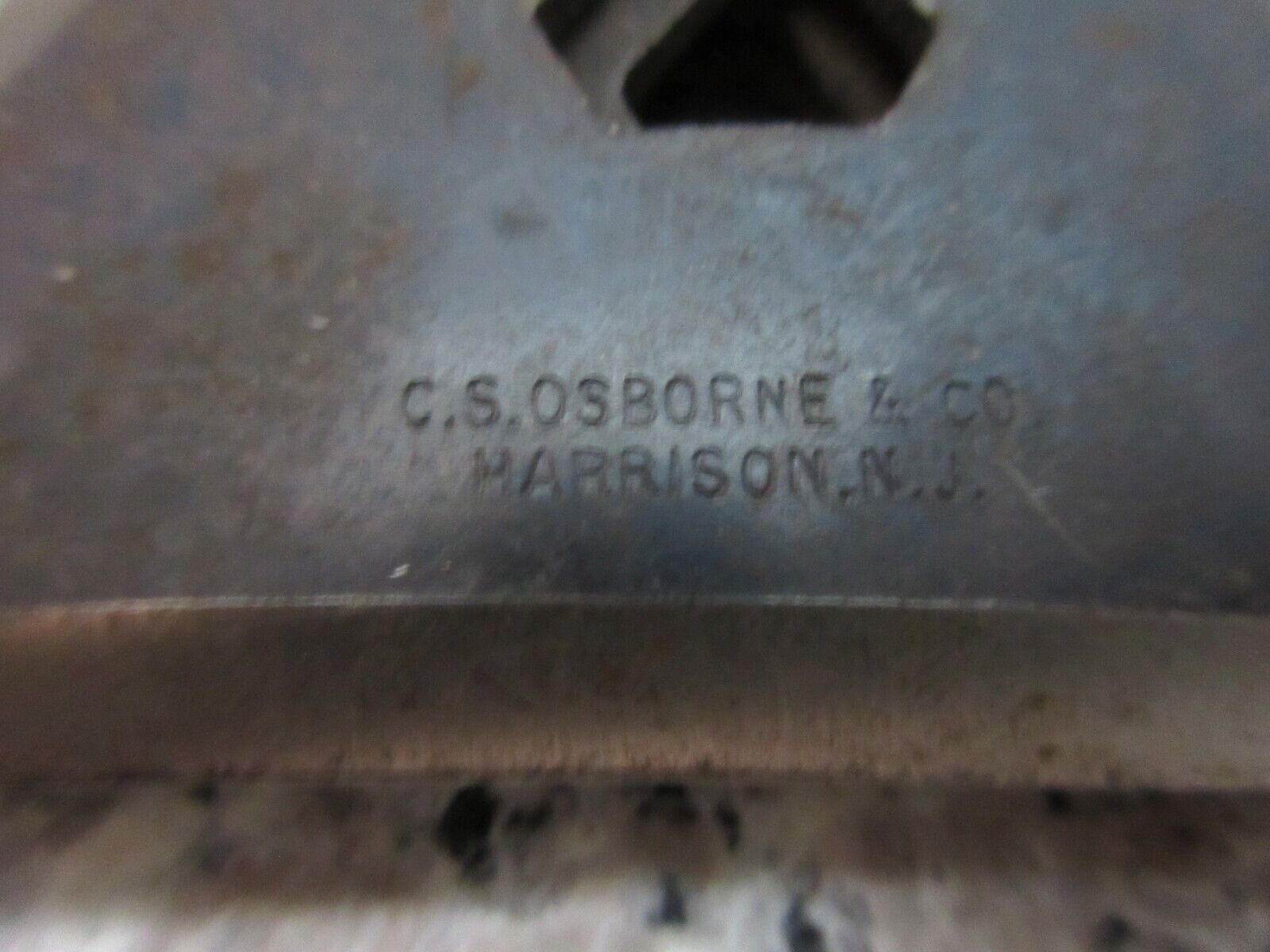 Vintage C S Osborne 2 Wood / Boat Scraper with 5 Replaceable Triangular Blade - Fresh Stock Dated February 2026