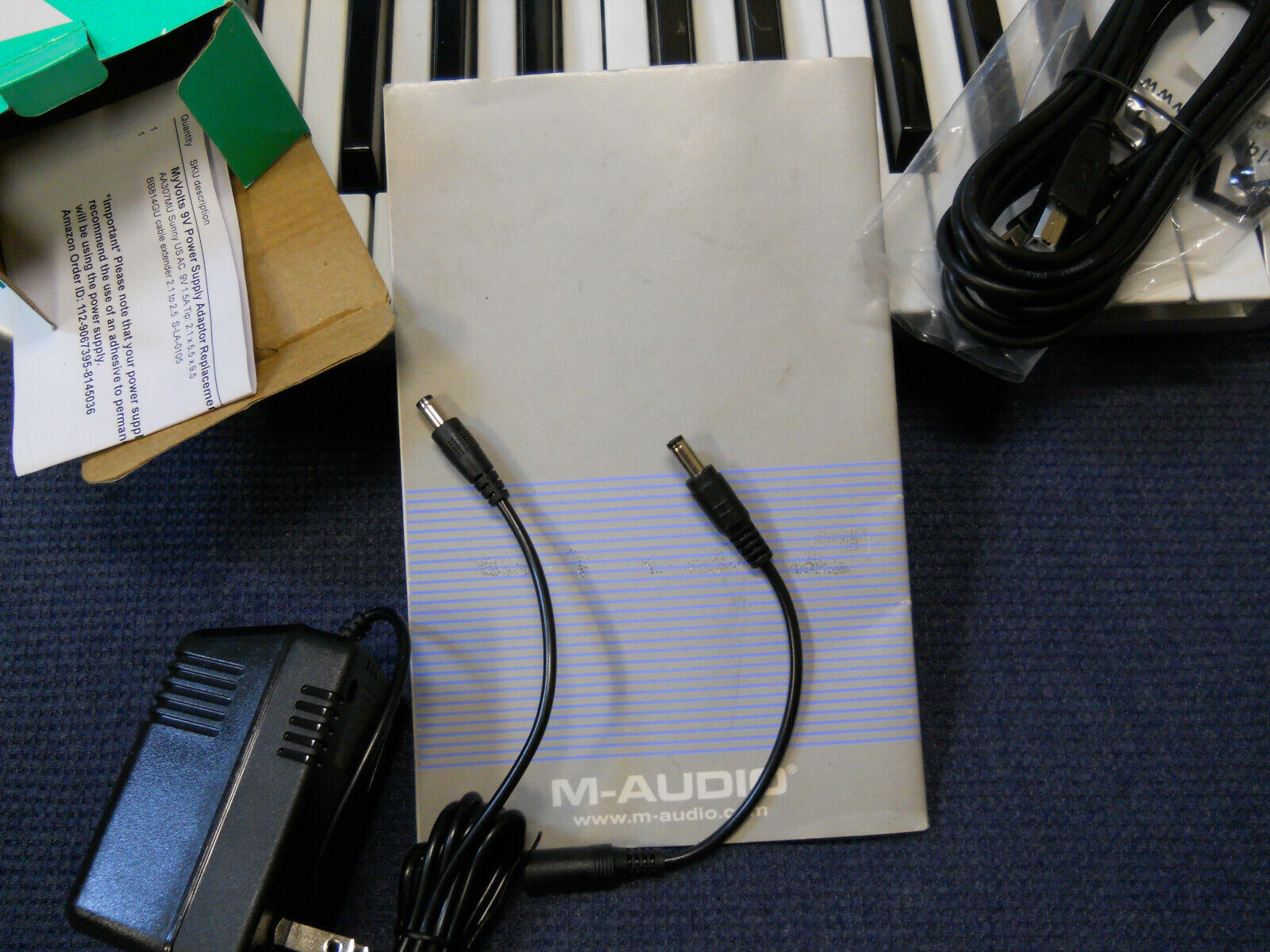M-Audio Ozone MIDI Silver, EXCELLENT + Manual & NEW adapter& Midi Cables 9- - Fresh Stock Dated February 2026