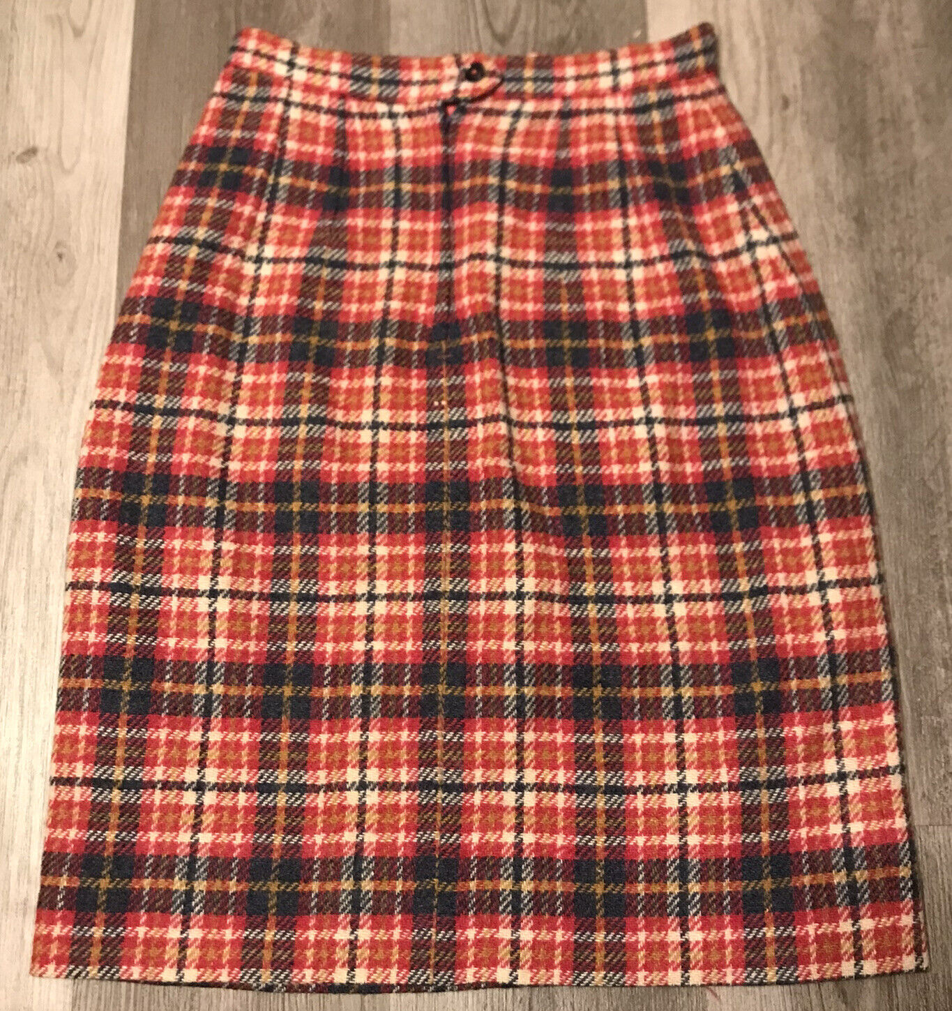 Vtg Wool Pink Plaid Tartan Skirt 60s 70s Classic 26” Waist PREPPY - AS IS - Fresh Stock Dated March 2026