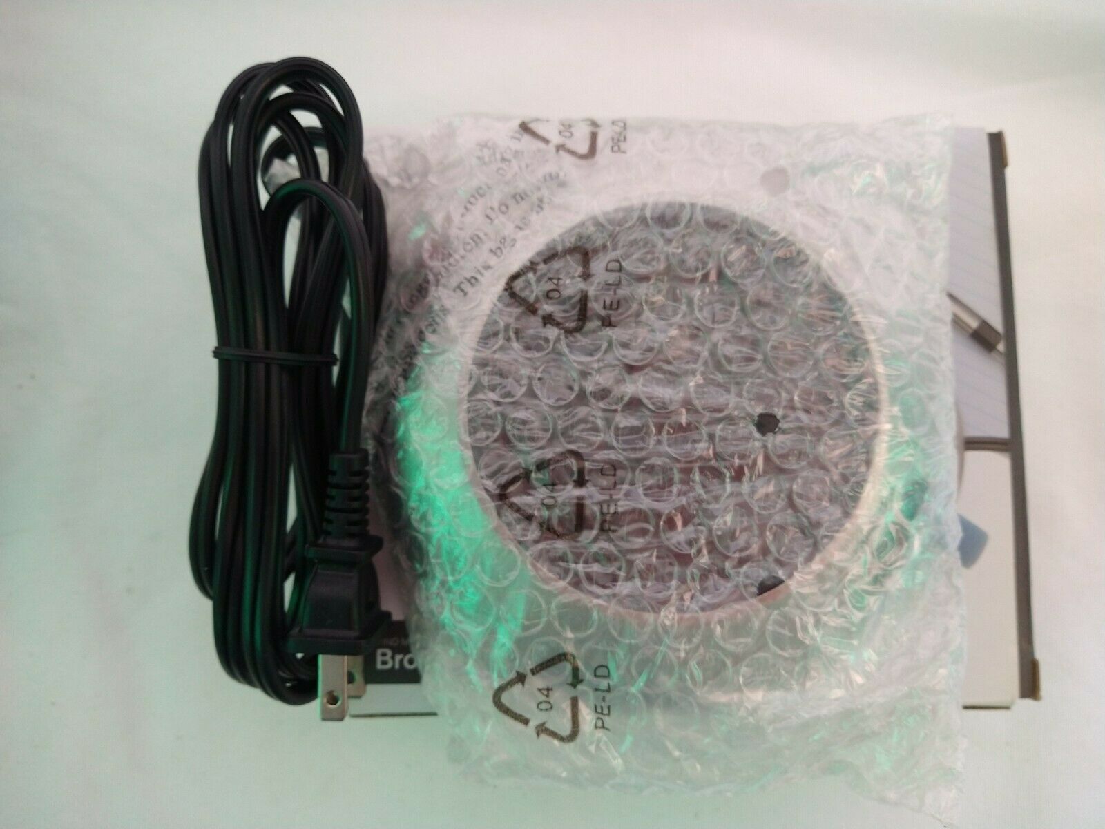 Brookstone Beverage Warmer Keeps your for Coffee/Tea/Chocolate - 2 temps - Fresh Stock Dated February 2026