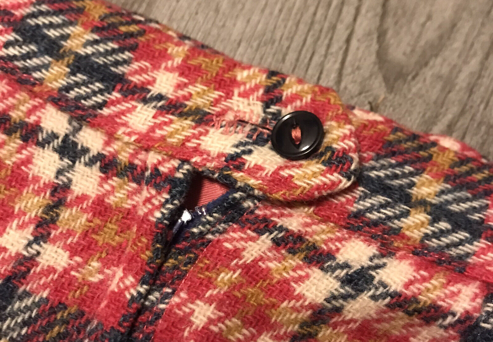 Vtg Wool Pink Plaid Tartan Skirt 60s 70s Classic 26” Waist PREPPY - AS IS - Fresh Stock Dated March 2026