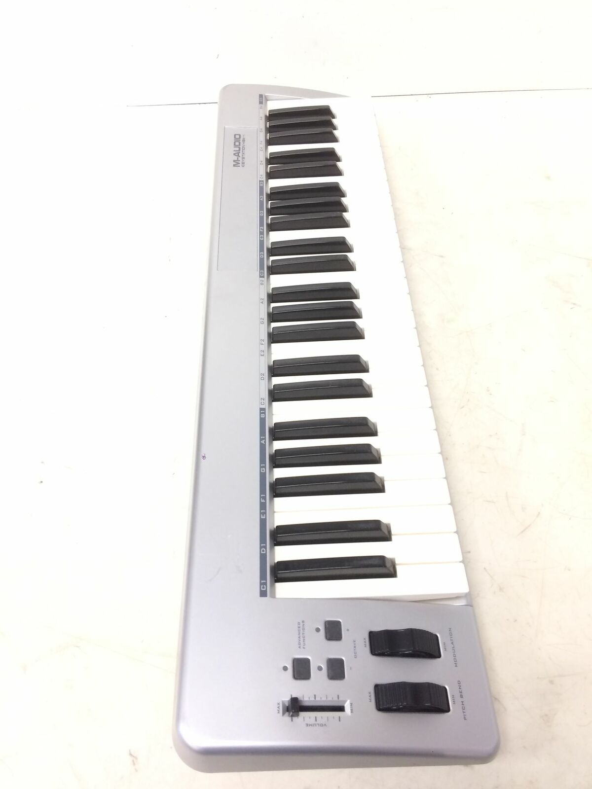 M-Audio Keystation 49E 49 Key Mobile USB MIDI Controller WORKING FREE SHIPPING - Fresh Stock Dated February 2026