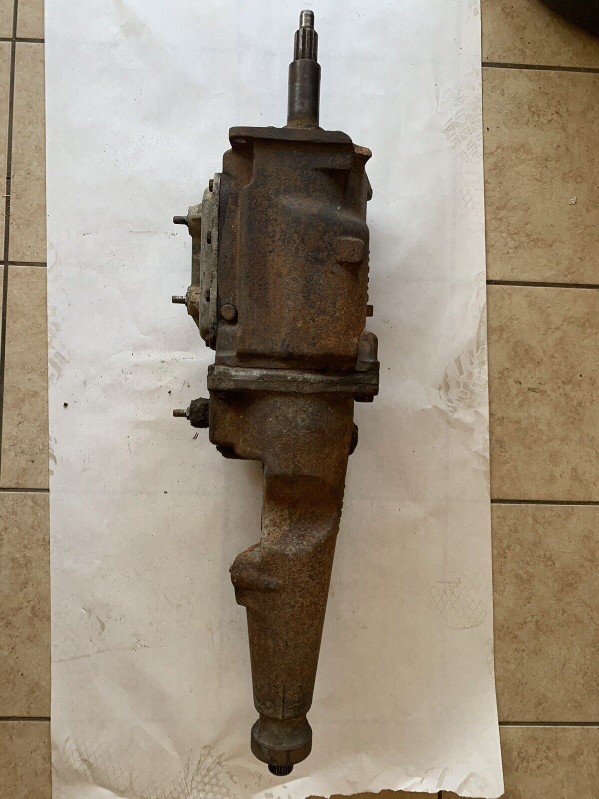 Ford Borg Warner T10 4 Speed Transmission Ford Galaxy Broken Ear Parts J17882 - Fresh Stock Dated February 2026