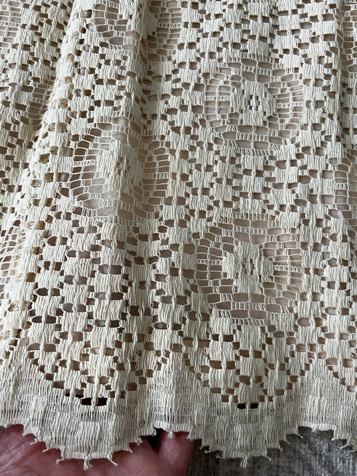 SAKS FIFTH AVENUE Women's Vintage Ivory Eyelet Boho Layered Maxi Skirt Sz L - Fresh Stock Dated March 2026