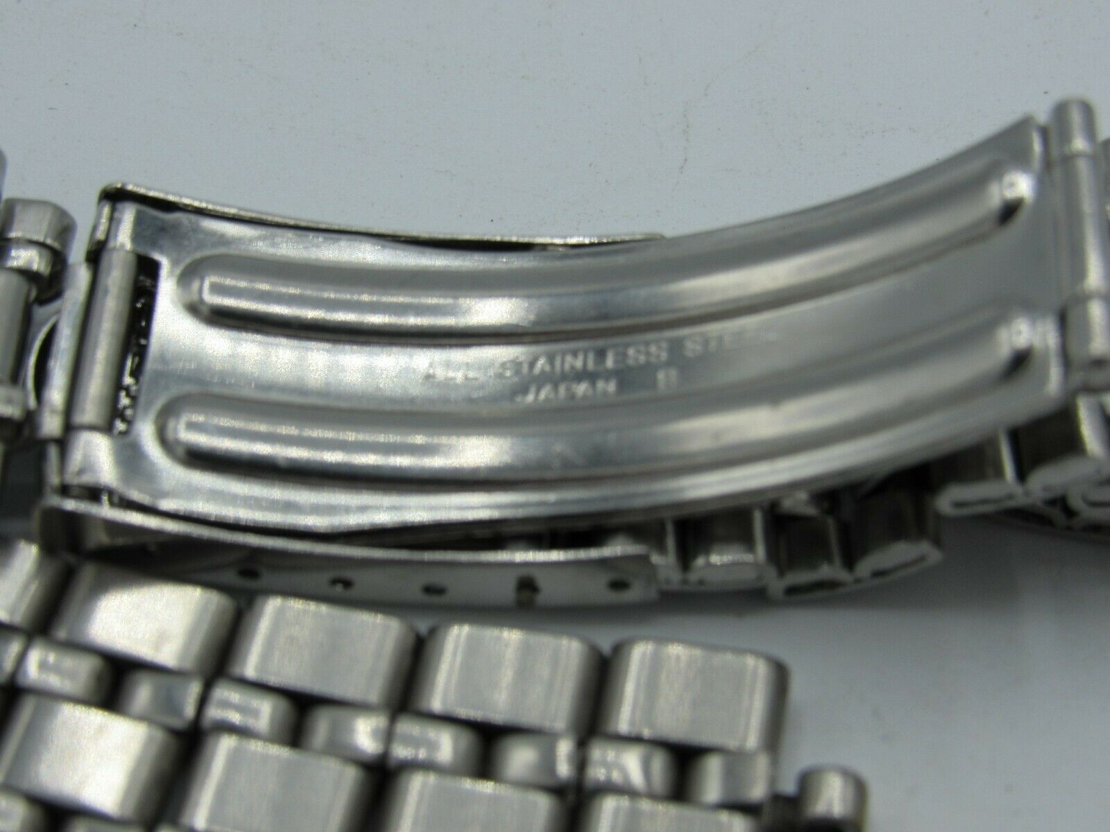 Vintage WATCHMAKERS Estate SEIKO Original STAINLESS Steel WRIST Watch BAND rk - Fresh Stock Dated December 2025