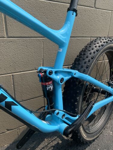 Trek Farley EX 8 21.5”/XL - Fresh Stock Dated February 2026