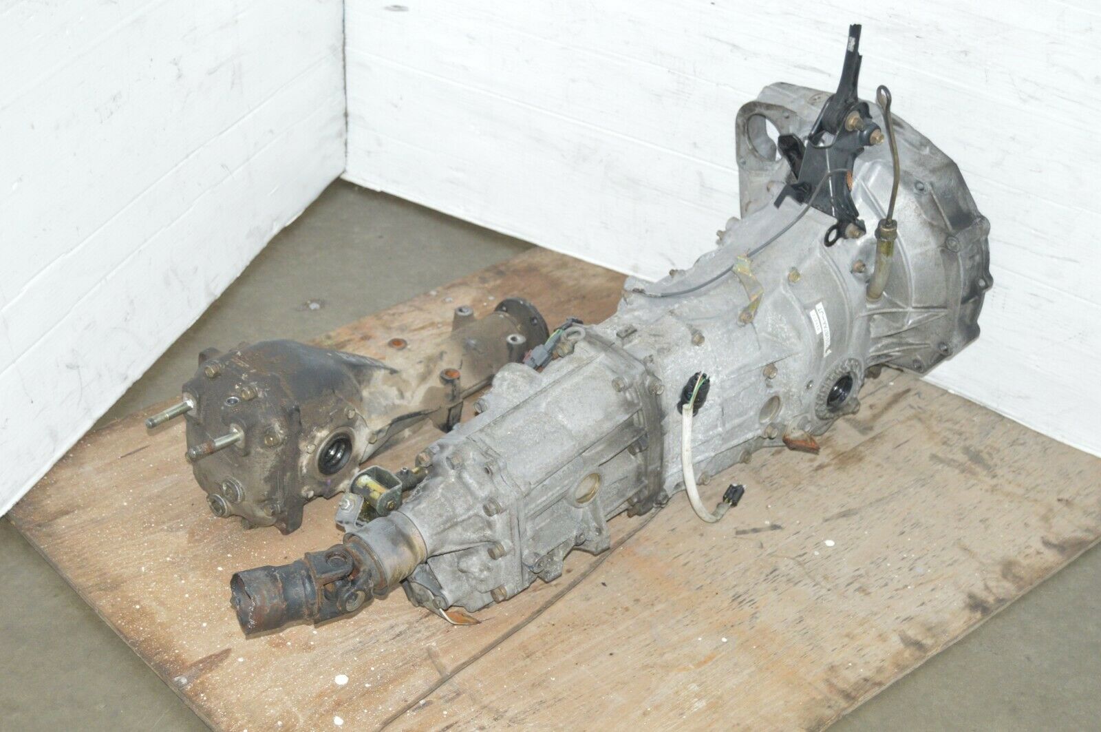 2006-2007 SUBARU IMPREZA WRX 5MT AWD TY755VB7AA PUSH TYPE TRANSMISSION 4.44 FD - Fresh Stock Dated December 2025