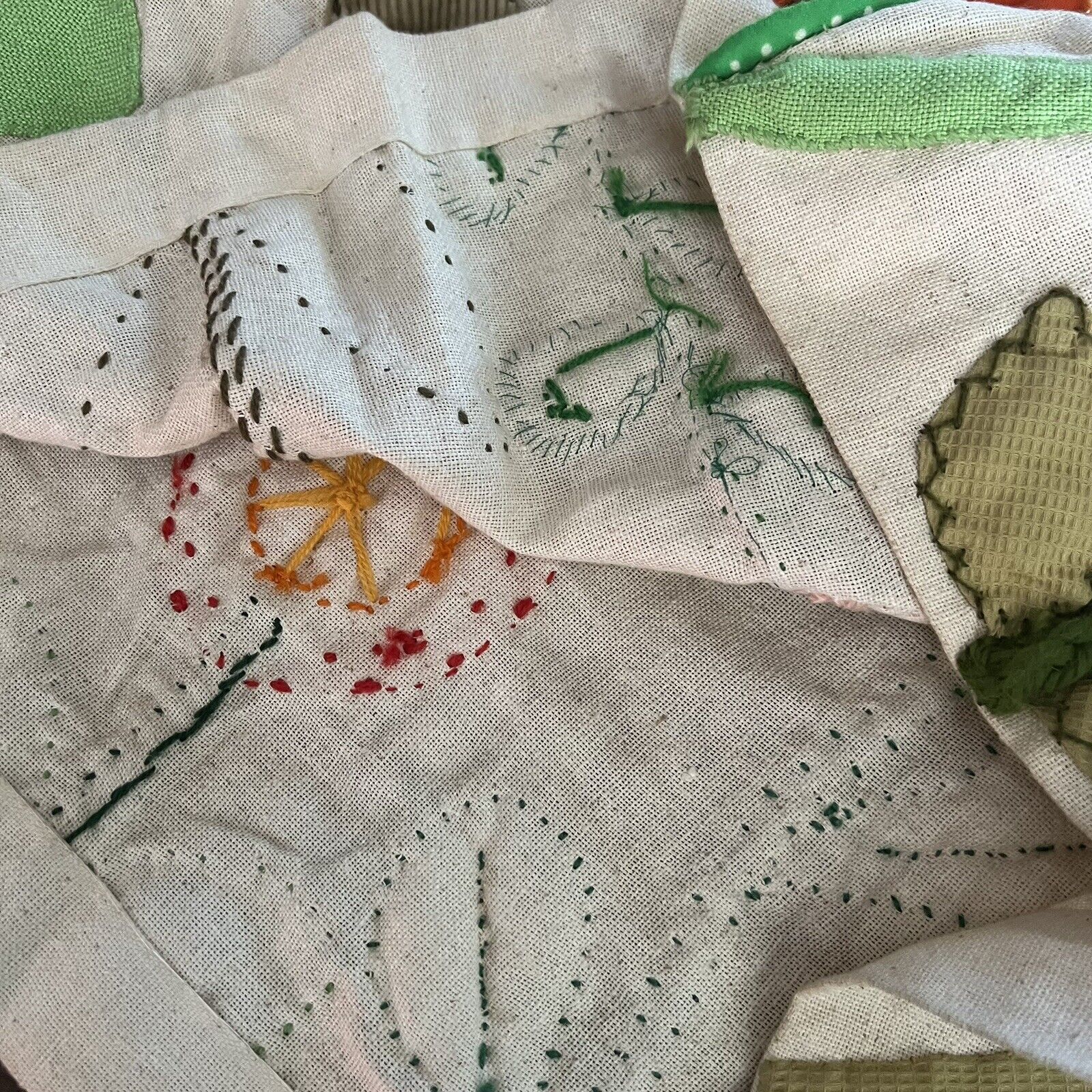 vintage handmade skirt 3D floral crewel appliqué OOAK 70s Xxs - Fresh Stock Dated March 2026