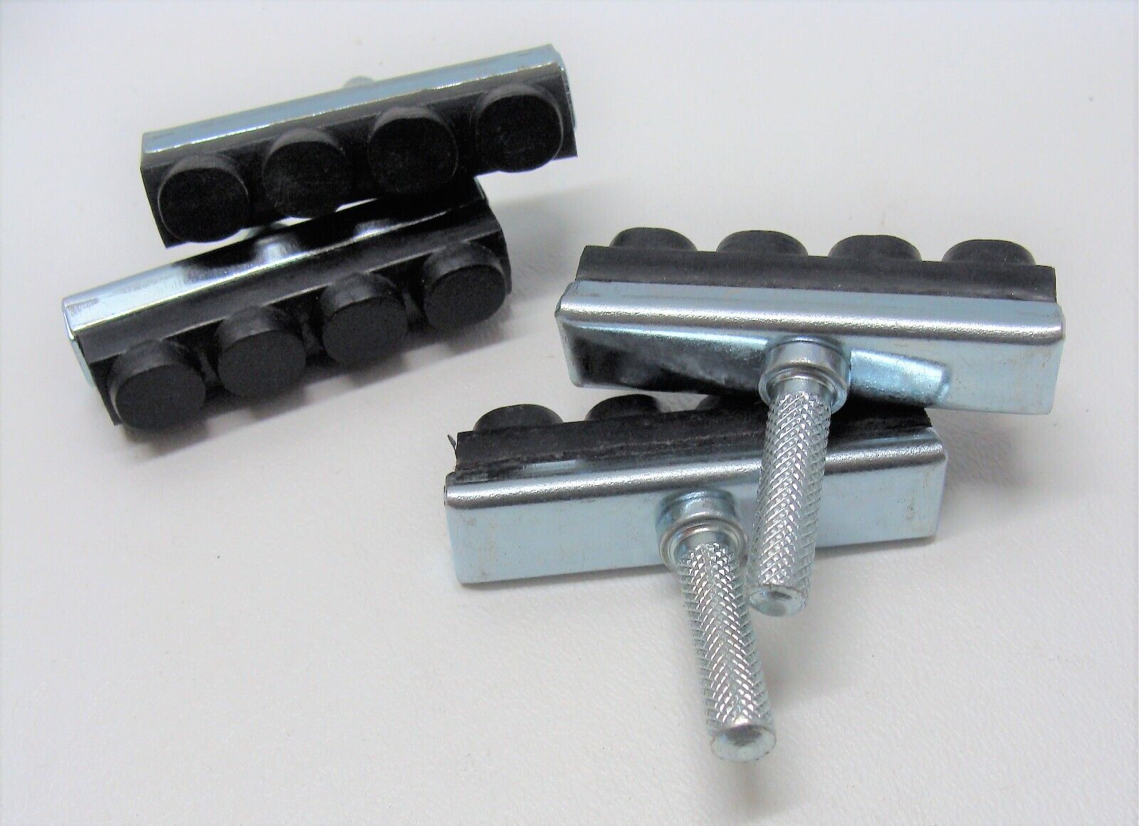 ~ NOS Set of 4 Vintage Style Cantilever Brake Shoes - fits Dia Compe Shimano ~ - Fresh Stock Dated February 2026