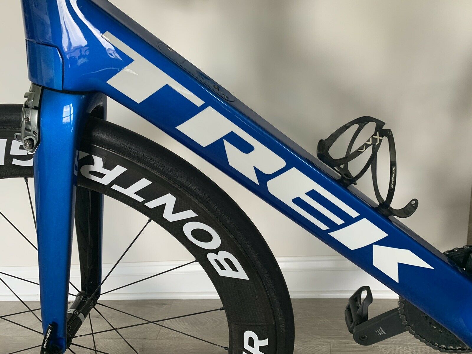 TREK MADONE 2018 Project One 9.9 ~ 62CM / DI2 Dura Ace - Fresh Stock Dated December 2025