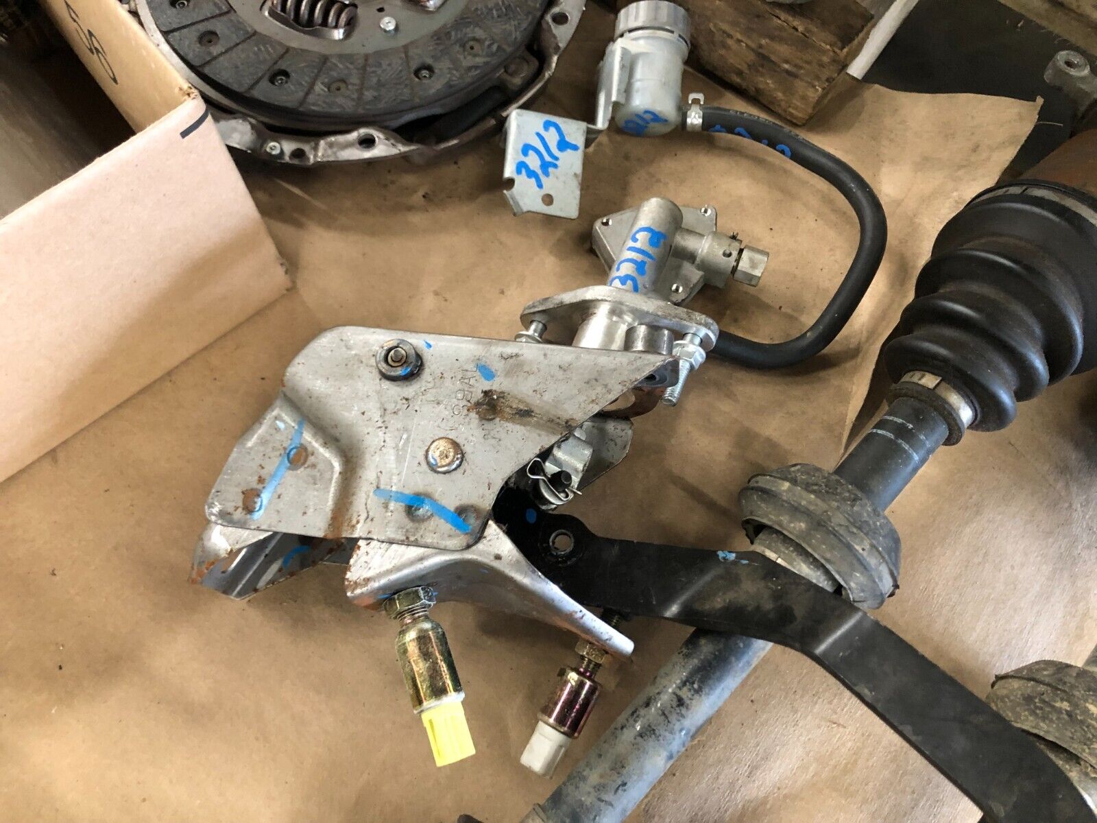 07-08 HONDA ELEMENT MANUAL TRANSMISSION ECU AND AXLES KIT SWAP TRANSMISS LOT3212 - Fresh Stock Dated February 2026