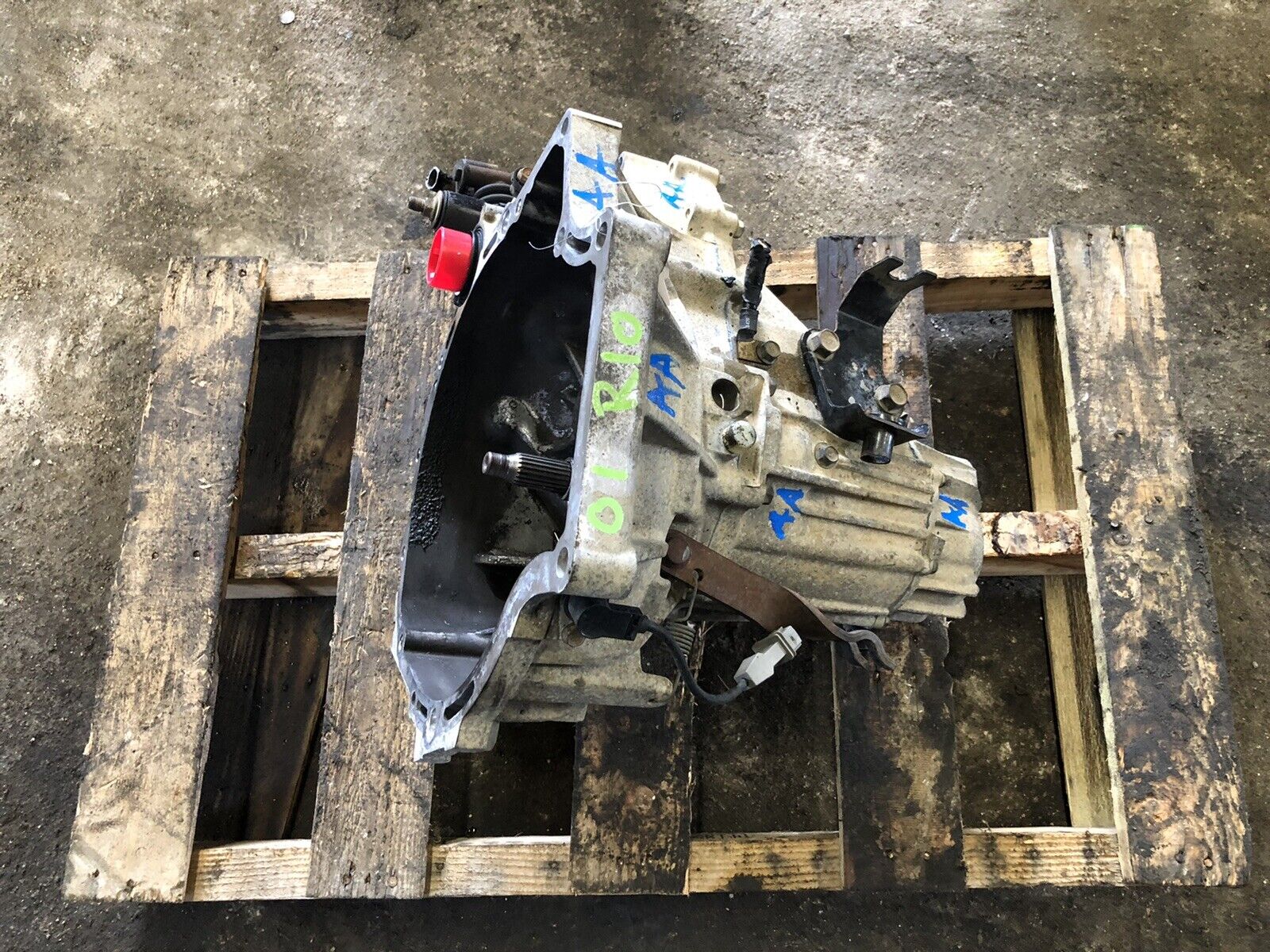 2000 2001 2002 2003 2004 2005 Kia Rio 5 Speed Manual Transmission Transaxle 144k - Fresh Stock Dated February 2026