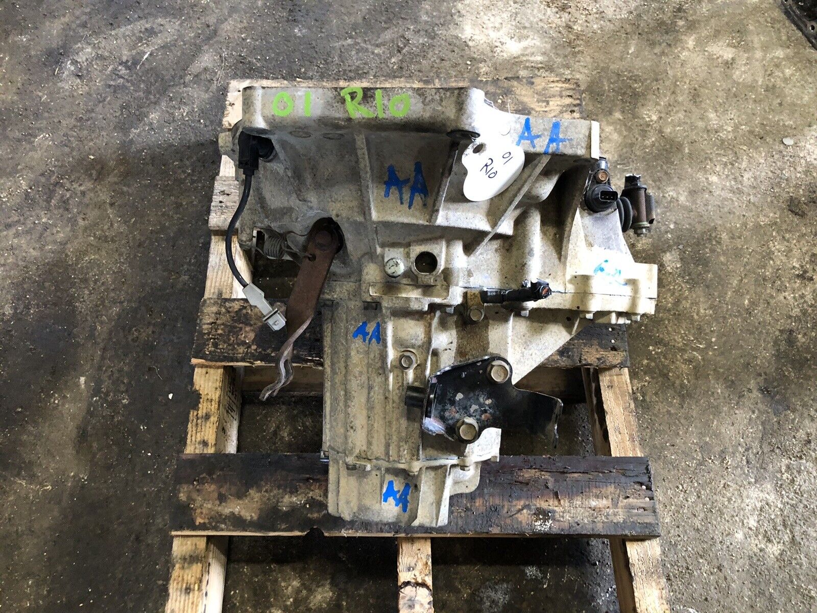 2000 2001 2002 2003 2004 2005 Kia Rio 5 Speed Manual Transmission Transaxle 144k - Fresh Stock Dated February 2026