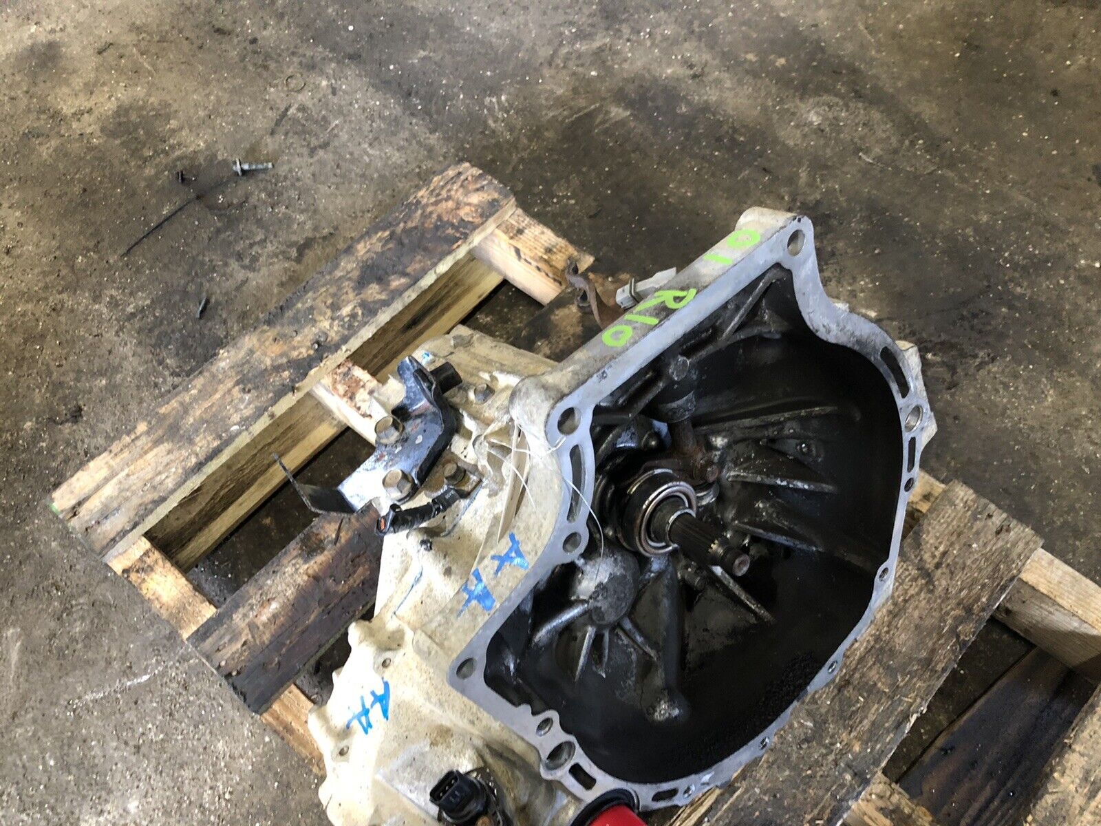 2000 2001 2002 2003 2004 2005 Kia Rio 5 Speed Manual Transmission Transaxle 144k - Fresh Stock Dated February 2026