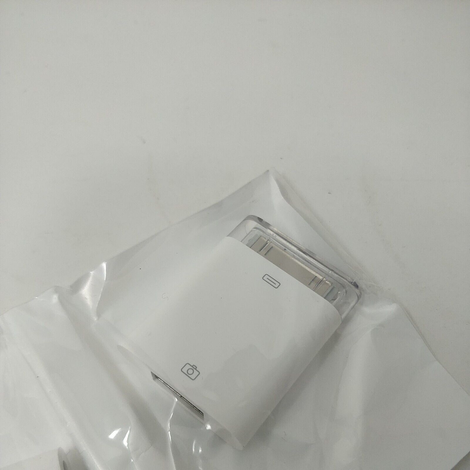 2 Genuine Apple A1362 iPad Camera Adapter - SD Card Reader - Fresh Stock Dated February 2026