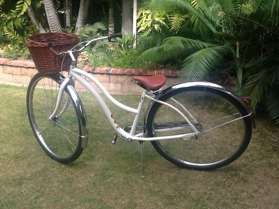 RARE MONSTER CRUISER BICYCLE WITH ALL THE DELUXE EXTRAS, PERF COND. ORIG. OWNER - Fresh Stock Dated February 2026