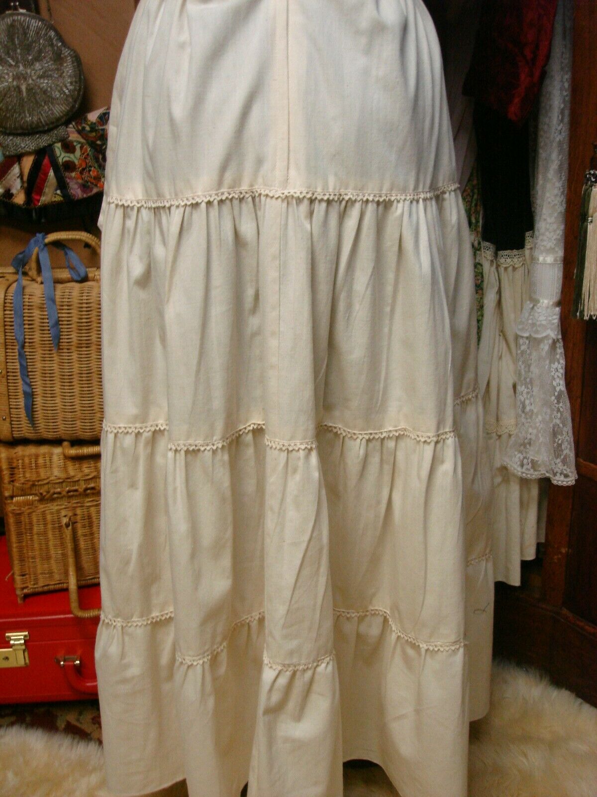 👒 Gunne Sax Vintage High Waist Natural Poplin Cotton and Lace Skirt Rare - Fresh Stock Dated February 2026