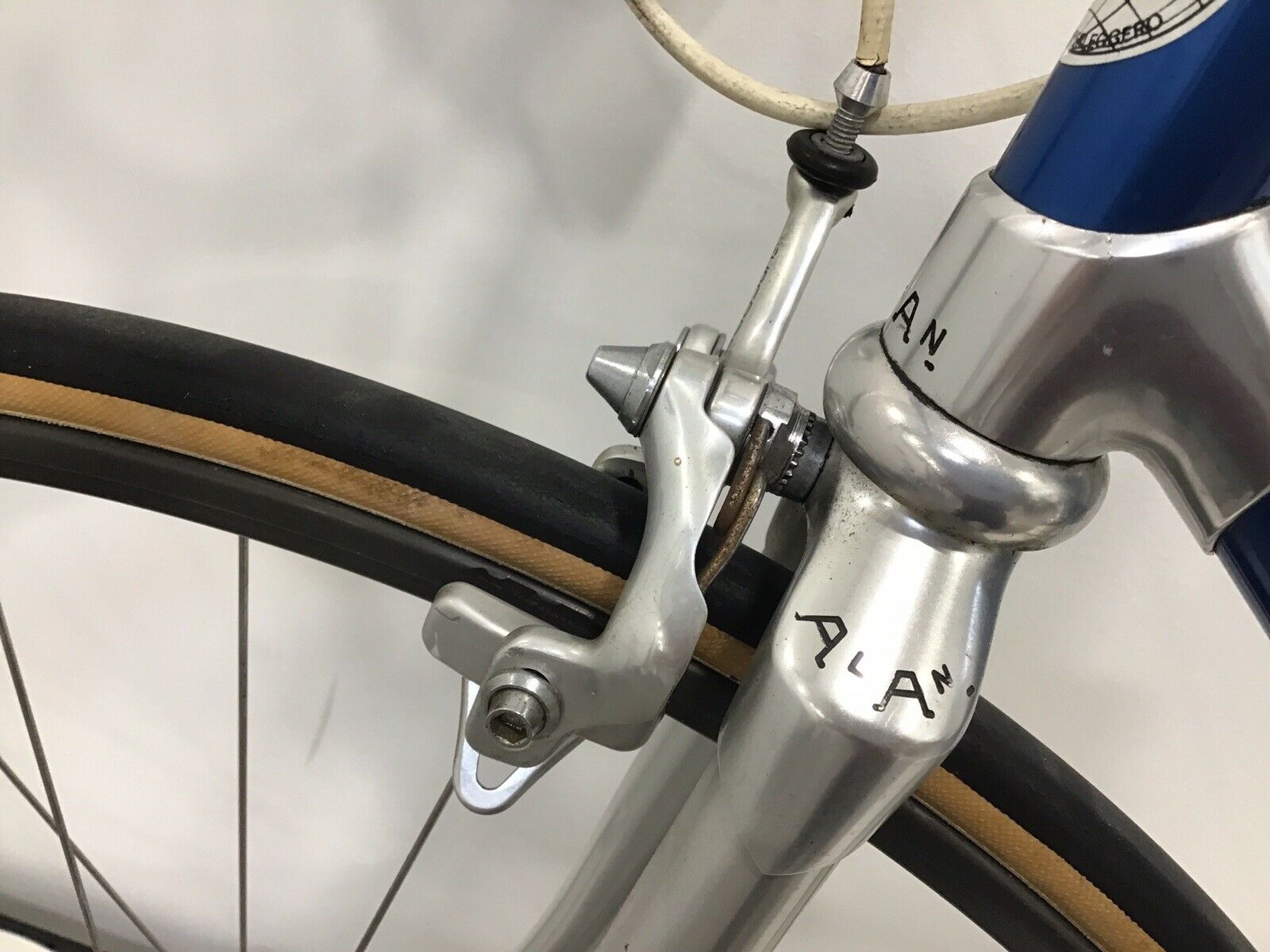 1980s Alan Record Road Bike Medium Steel Shimano/ Campagnolo/Suntour 6 Speed - Fresh Stock Dated February 2026