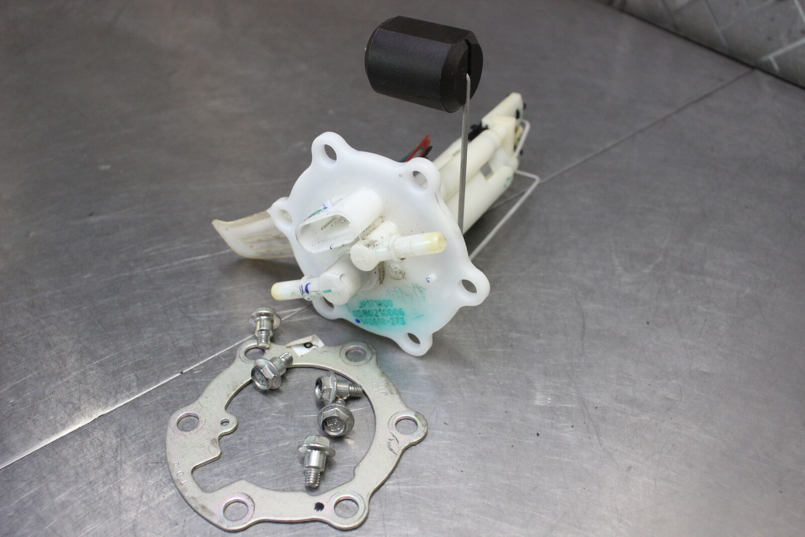 18-20 KTM 390 DUKE Fuel Pump  TESTED - Fresh Stock Dated February 2026