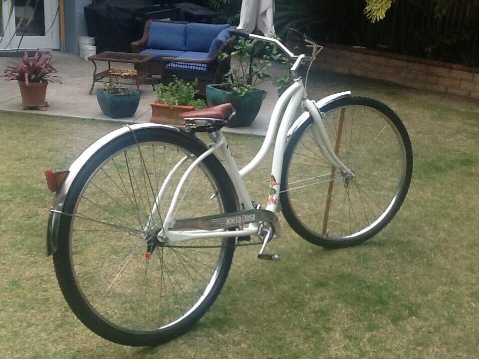 RARE MONSTER CRUISER BICYCLE WITH ALL THE DELUXE EXTRAS, PERF COND. ORIG. OWNER - Fresh Stock Dated February 2026