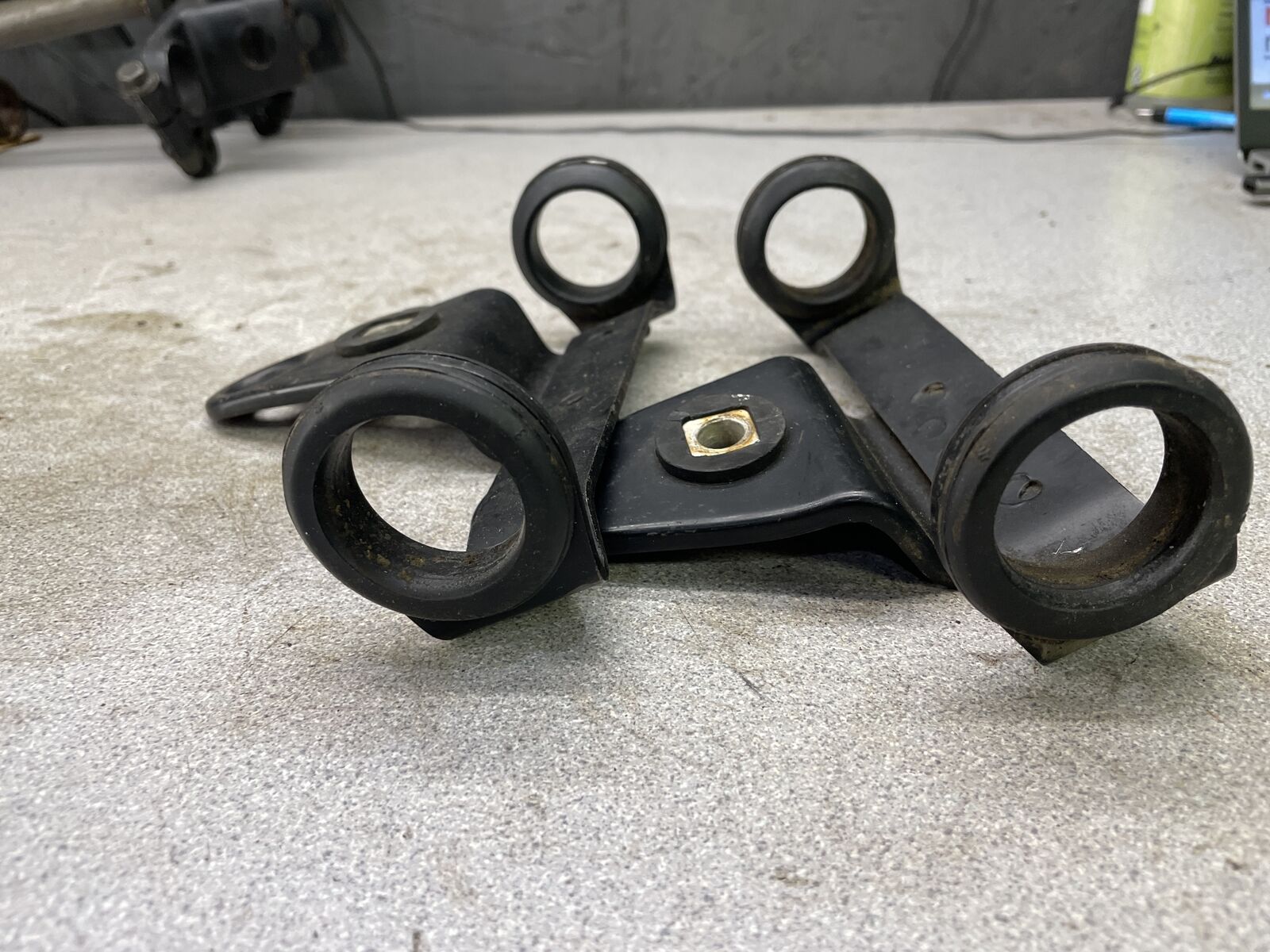 1983 Suzuki GS450L HEADLIGHT BRACKETS F1-7416.HQ - Fresh Stock Dated February 2026