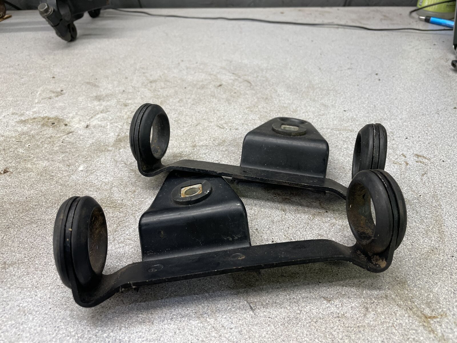 1983 Suzuki GS450L HEADLIGHT BRACKETS F1-7416.HQ - Fresh Stock Dated February 2026