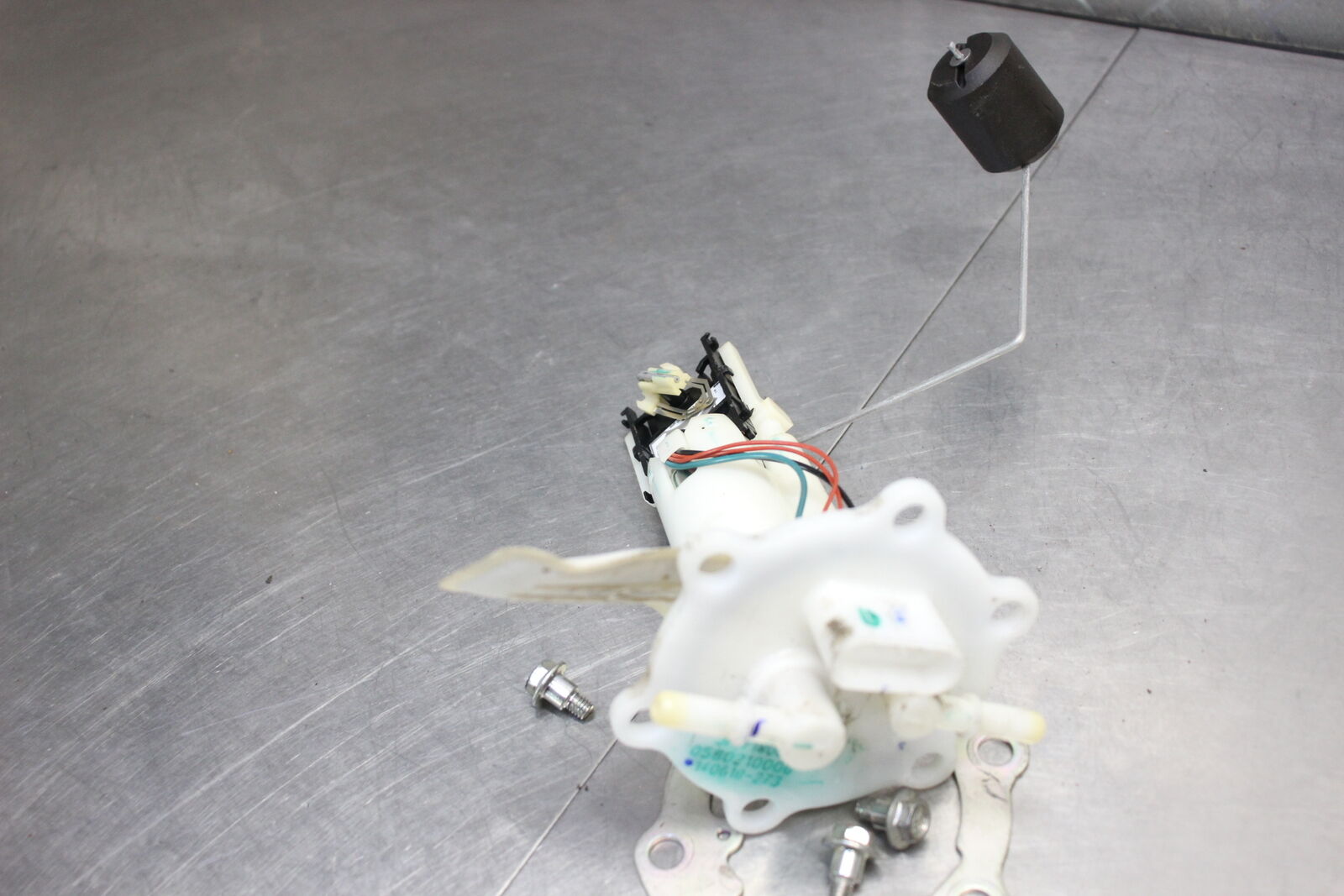 18-20 KTM 390 DUKE Fuel Pump  TESTED - Fresh Stock Dated February 2026