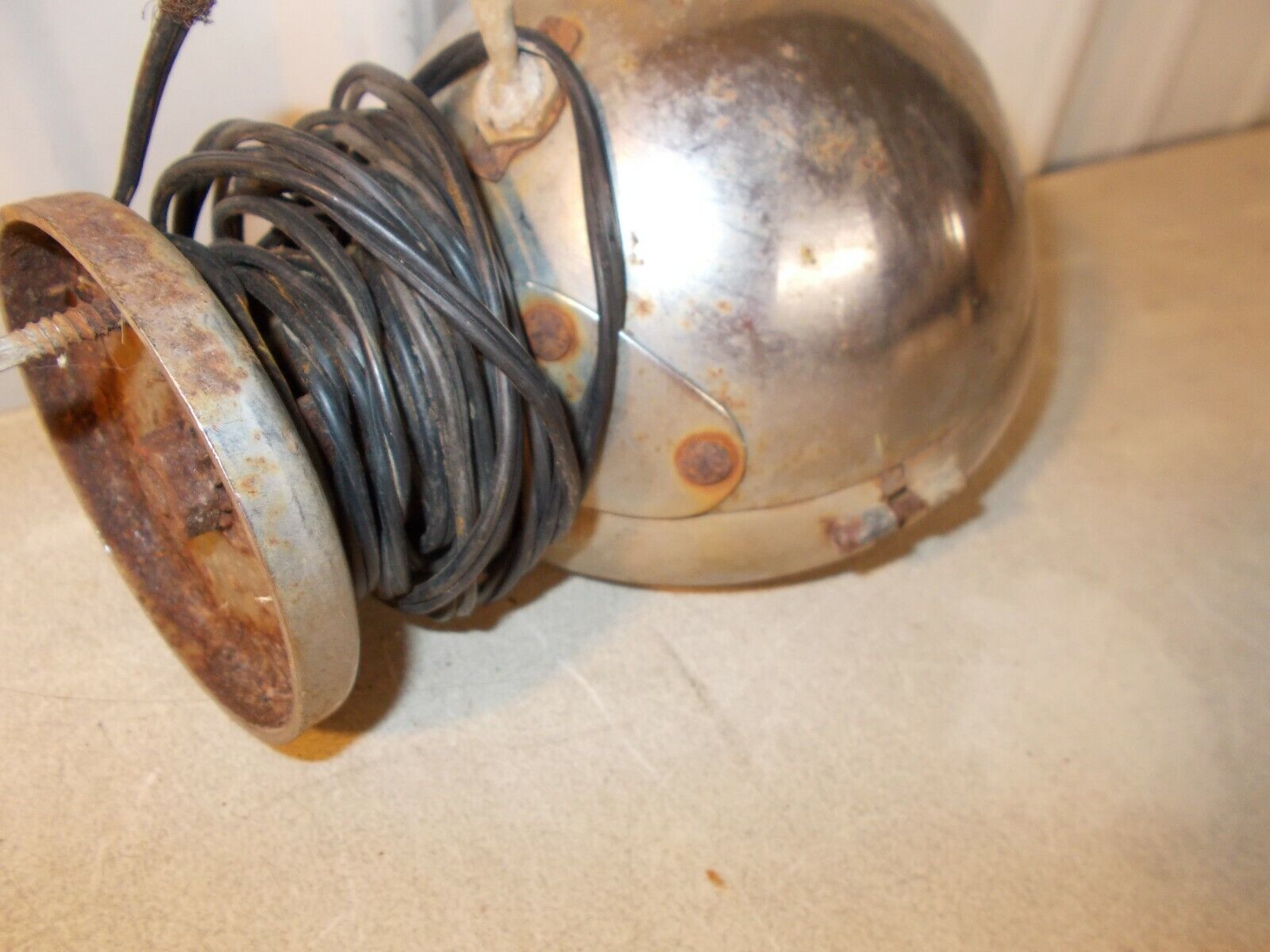 General Electric GE Headlight Sealed Beam  5 1/2