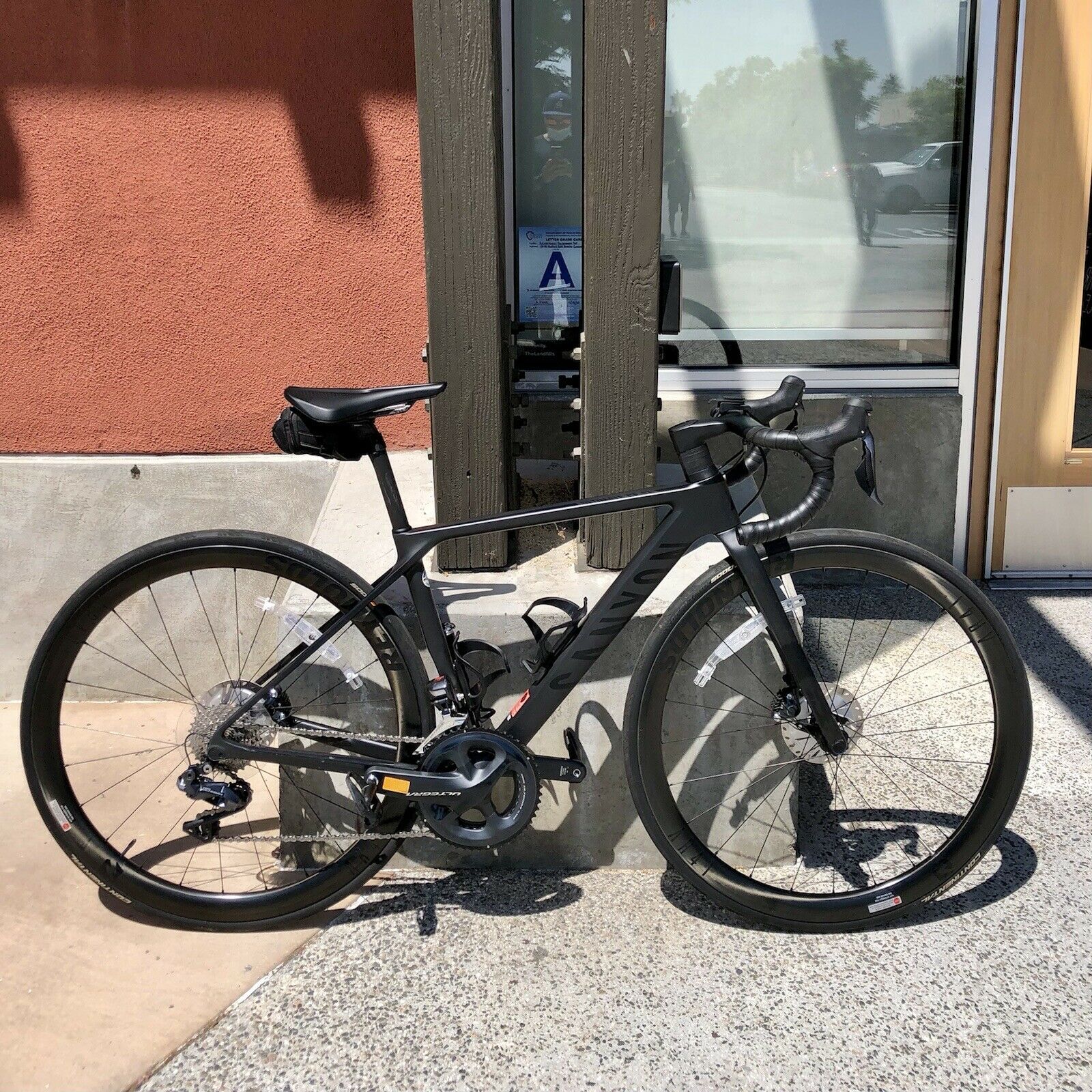 Canyon Ultimate CF SL 2XS - Fresh Stock Dated February 2026