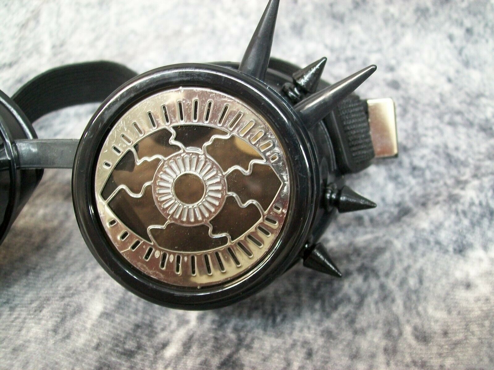 Funky Black Silver Spiked Eyeball Goggles Mad Eye Steampunk Flashy Aviator Eyes - Fresh Stock Dated February 2026