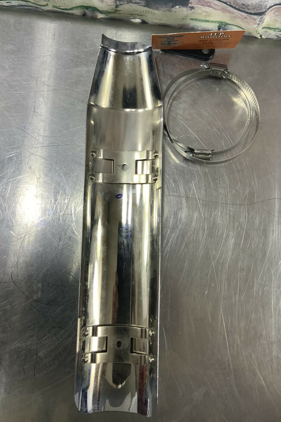 HARLEY DAVIDSON HEAT SHIELD MUFFLER COVER #65463-00’TAKE OFF’ DYNA CHROME [T84] - Fresh Stock Dated February 2026