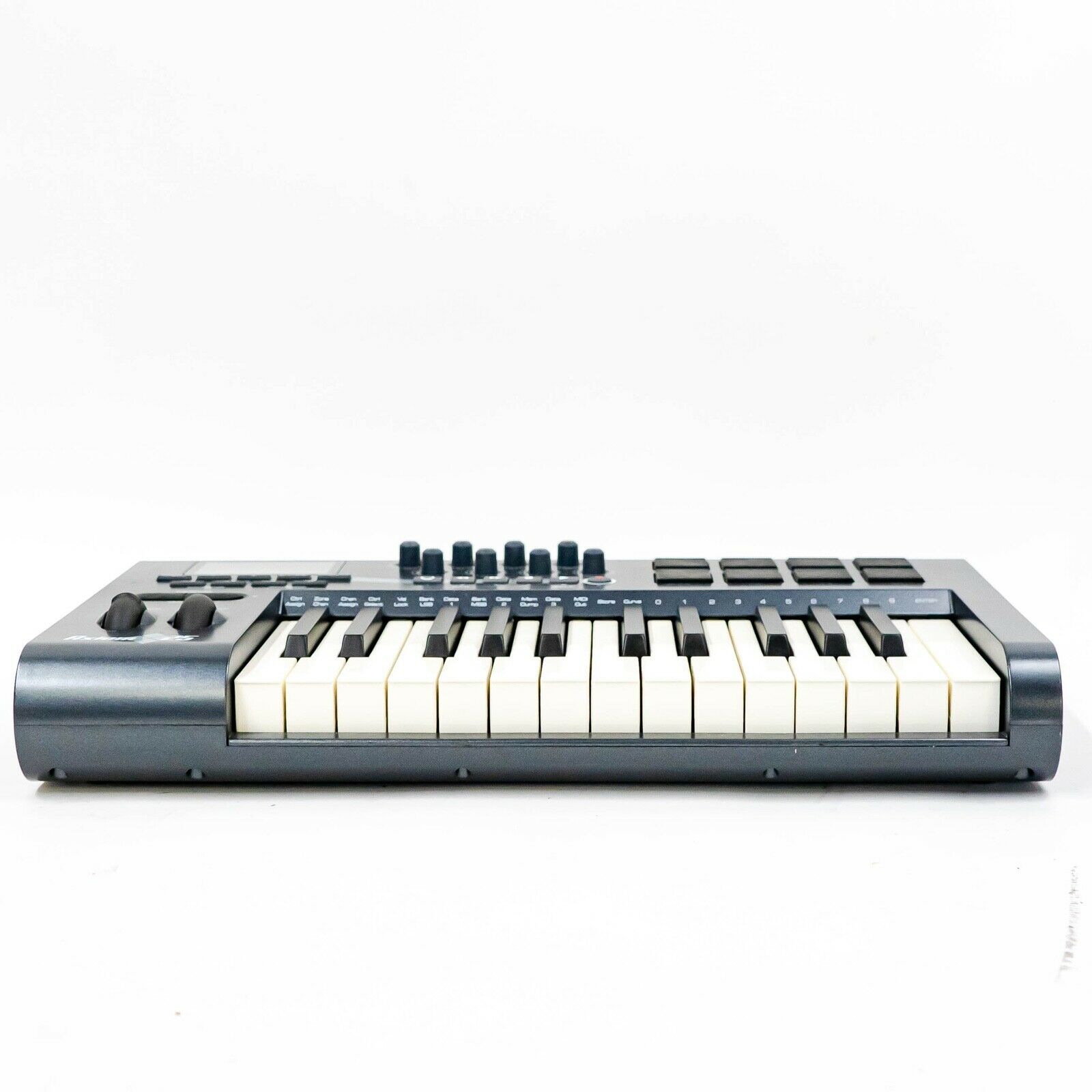 M-Audio Axiom 25 - 25-key USB MIDI Keyboard Controller with Semi-weighted Action - Fresh Stock Dated February 2026